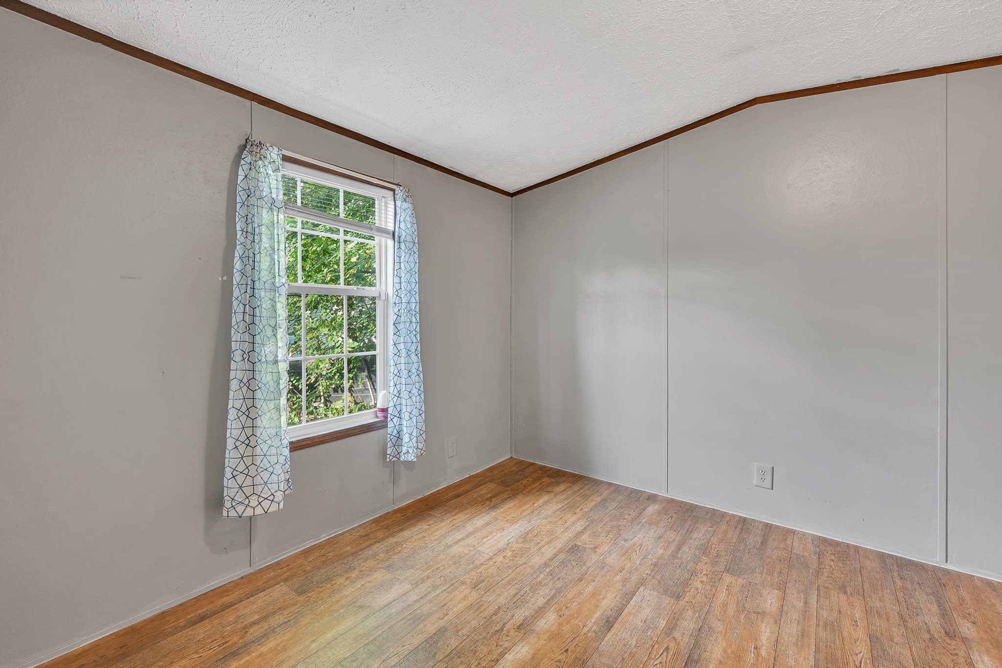 Mobile Home at 557 Southwest Cutoff # 67, Worcester MA 01607, Worcester, photo 10 of 15