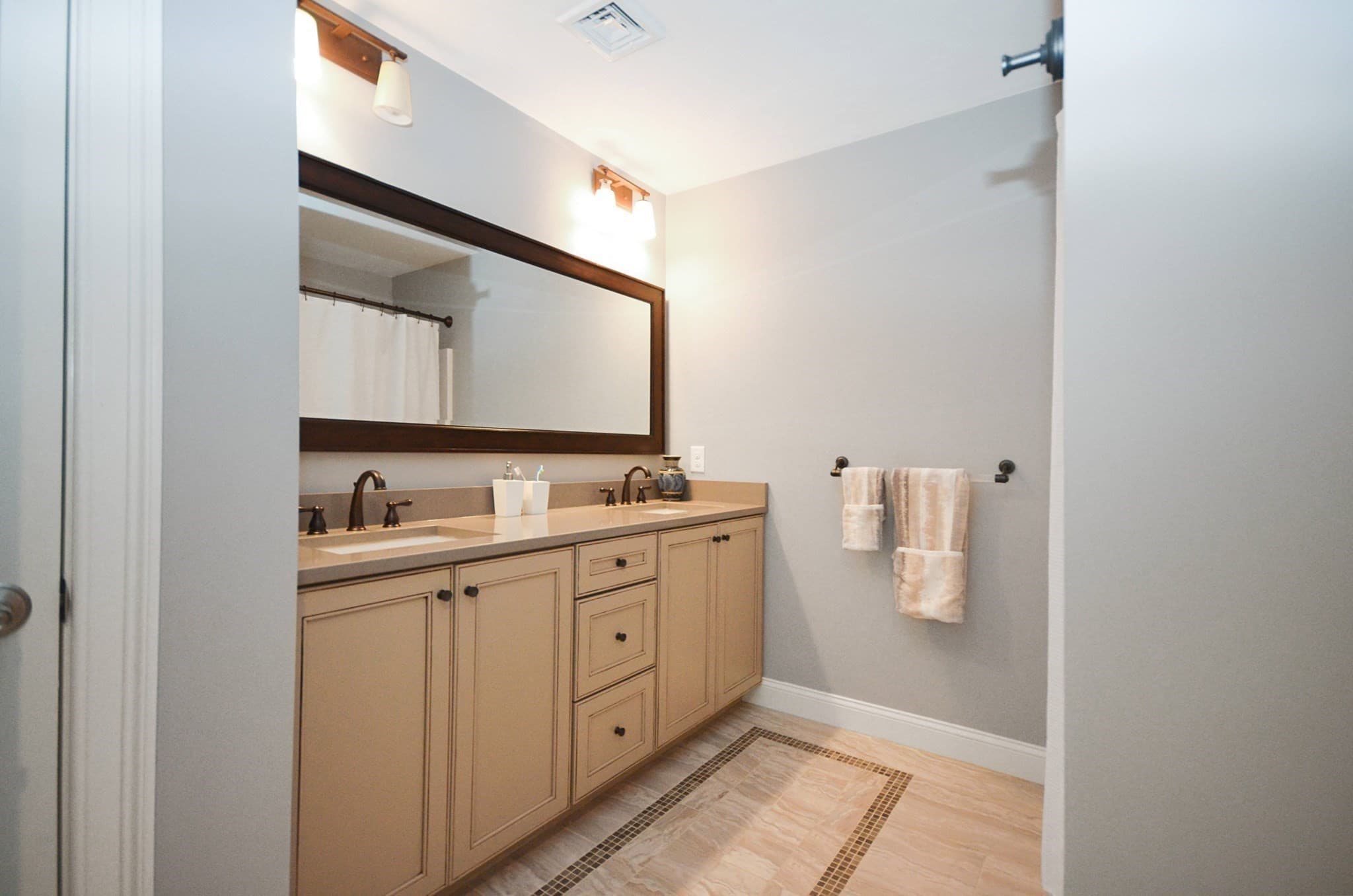 Condominium at 39 Luka Dr # 39, Grafton MA 01519, Grafton, photo 30 of 41