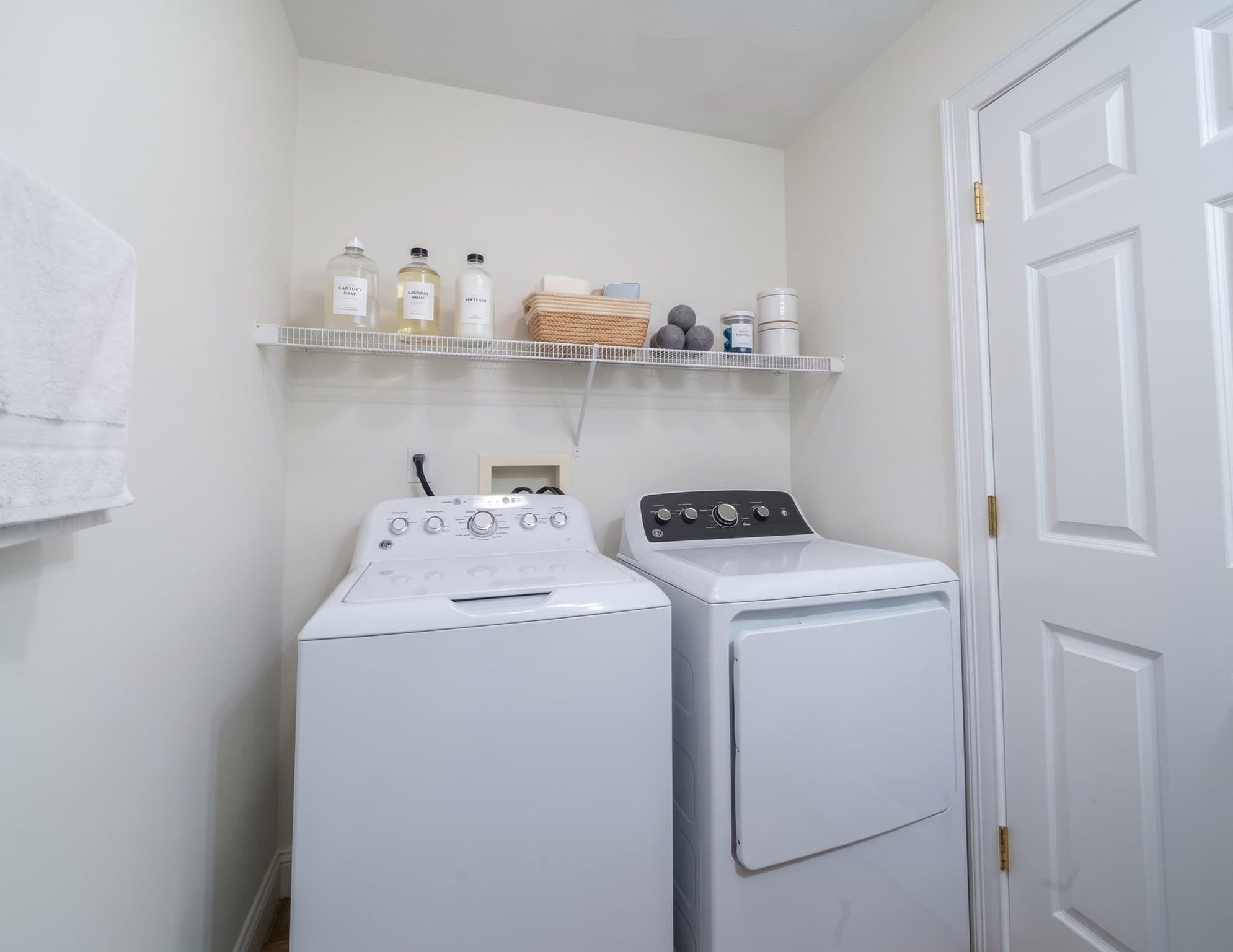 Condominium at 10 Cunningham Ln # 104, Billerica MA 01821, Billerica, photo 17 of 27