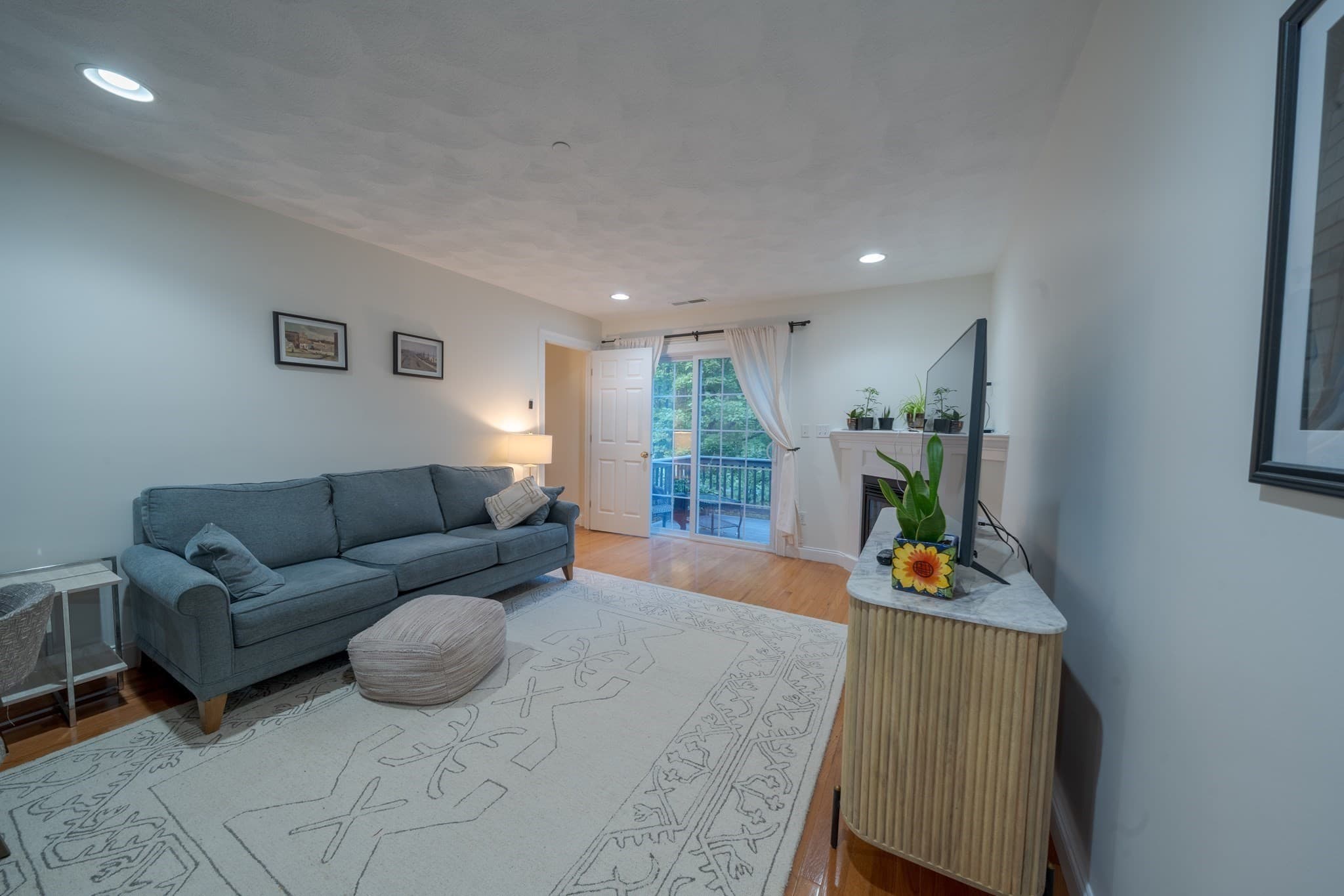 Condominium at 10 Cunningham Ln # 104, Billerica MA 01821, Billerica, photo 7 of 27