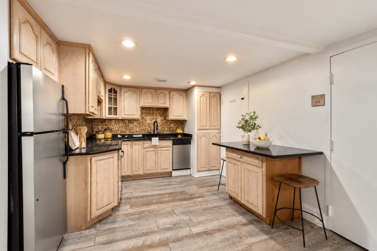 Condominium at 365 Faneuil St # 4, Boston MA 02135, Boston, photo 2 of 28