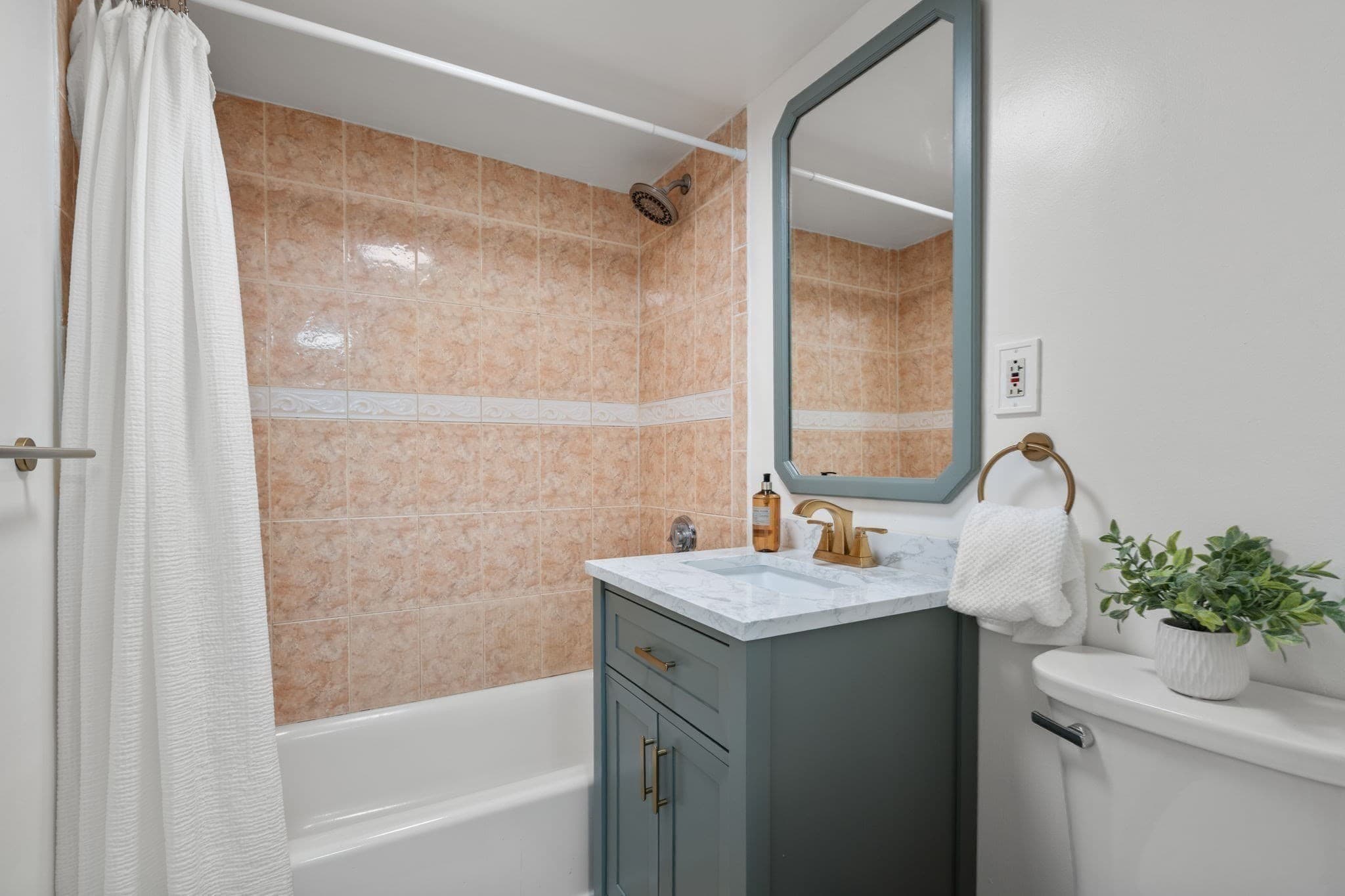 Condominium at 365 Faneuil St # 4, Boston MA 02135, Boston, photo 22 of 28