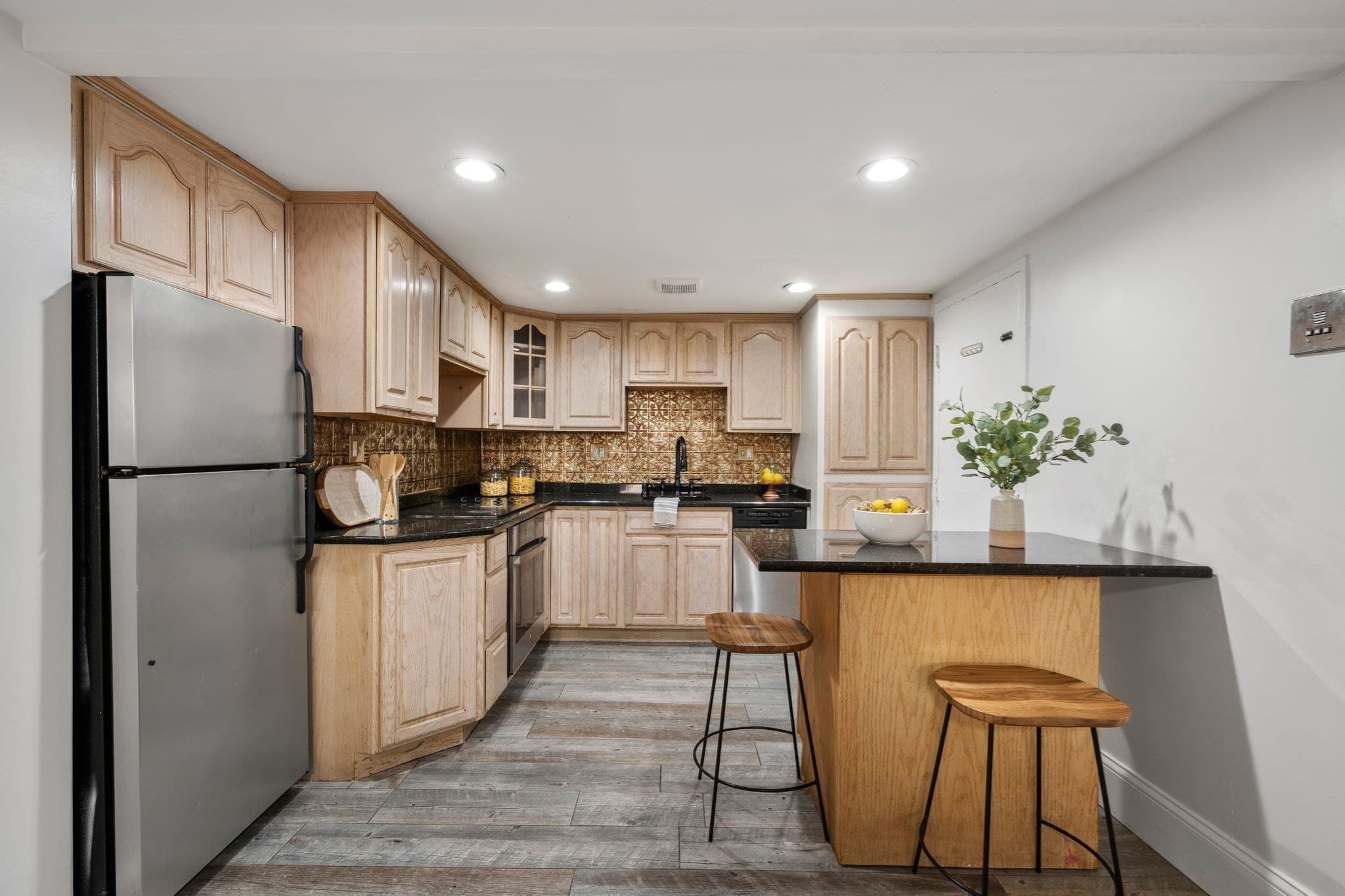 Condominium at 365 Faneuil St # 4, Boston MA 02135, Boston, photo 9 of 28