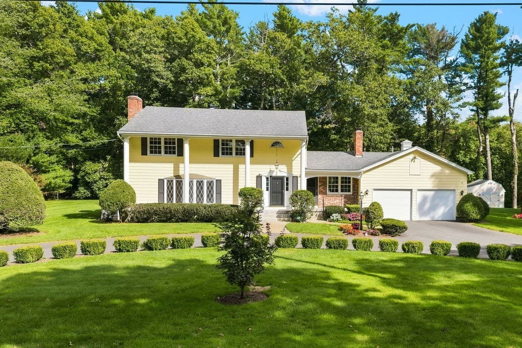 45 Wheeler St, Rehoboth MA 02769