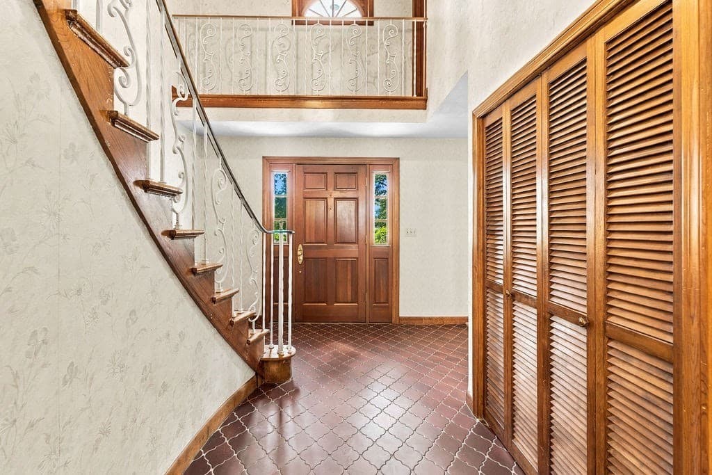 Single Family Residence at 45 Wheeler St, Rehoboth MA 02769, Rehoboth, photo 4 of 42