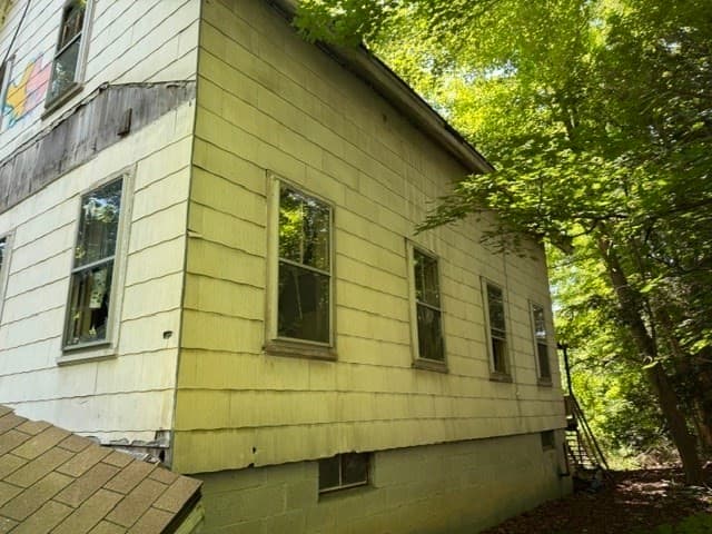 Residential at 327 E Main St, East Brookfield MA 01515, East Brookfield, photo 6 of 12