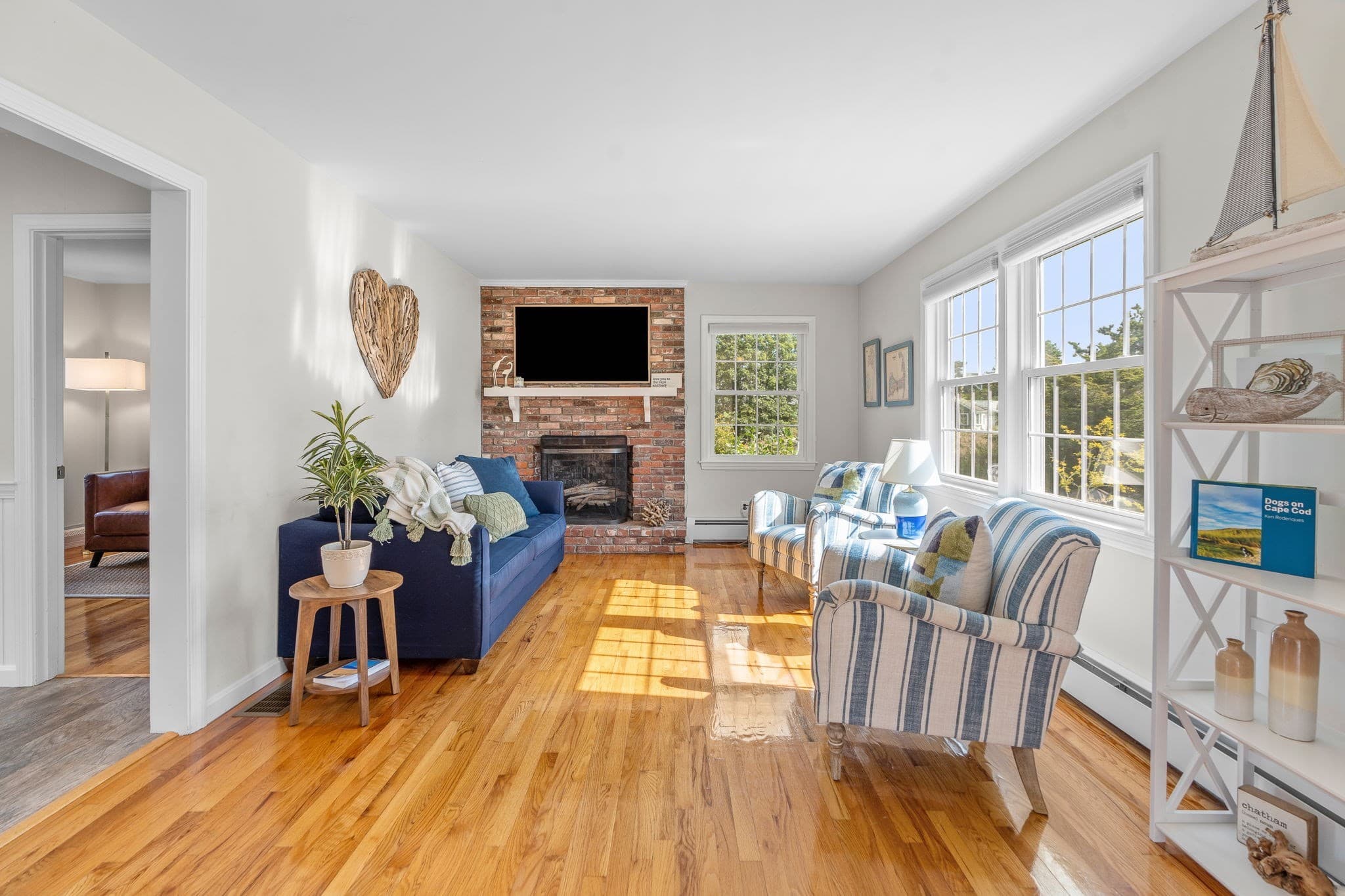 Single Family Residence at 20 Stoughton Lane, Chatham MA 02633, Chatham, photo 11 of 33