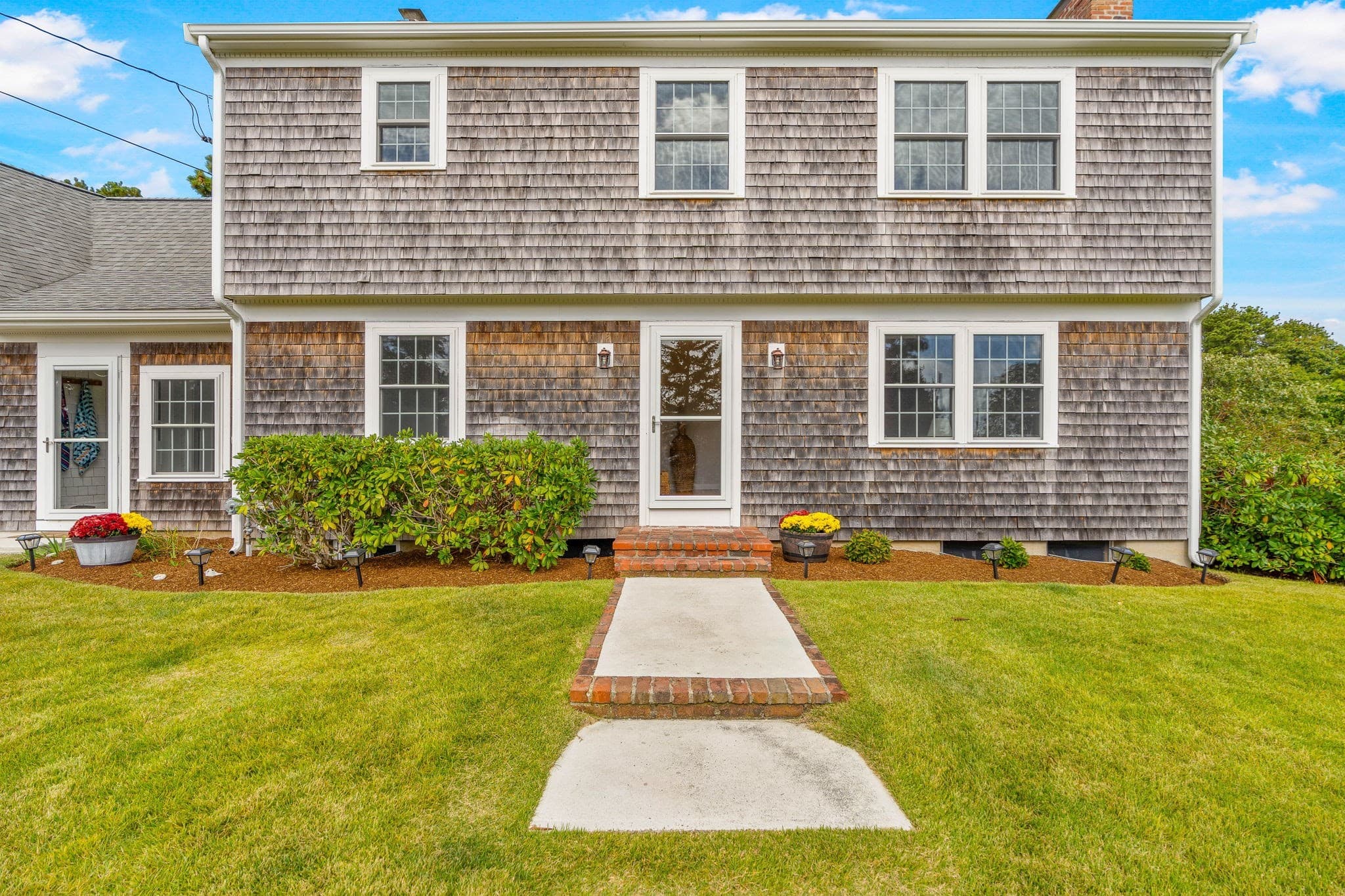 Single Family Residence at 20 Stoughton Lane, Chatham MA 02633, Chatham, photo 4 of 33