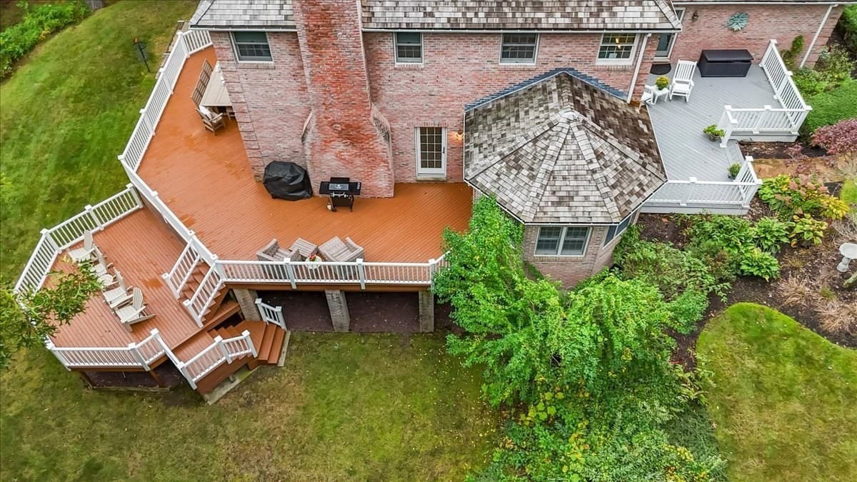 Single Family Residence at 7 Hibiscus Ln, Plymouth MA 02360, Plymouth, photo 10 of 42