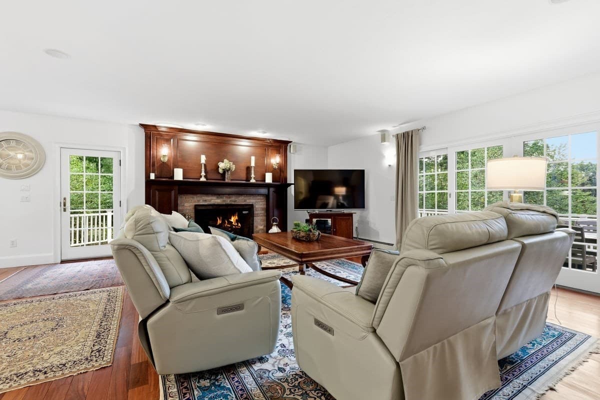 Single Family Residence at 7 Hibiscus Ln, Plymouth MA 02360, Plymouth, photo 15 of 42