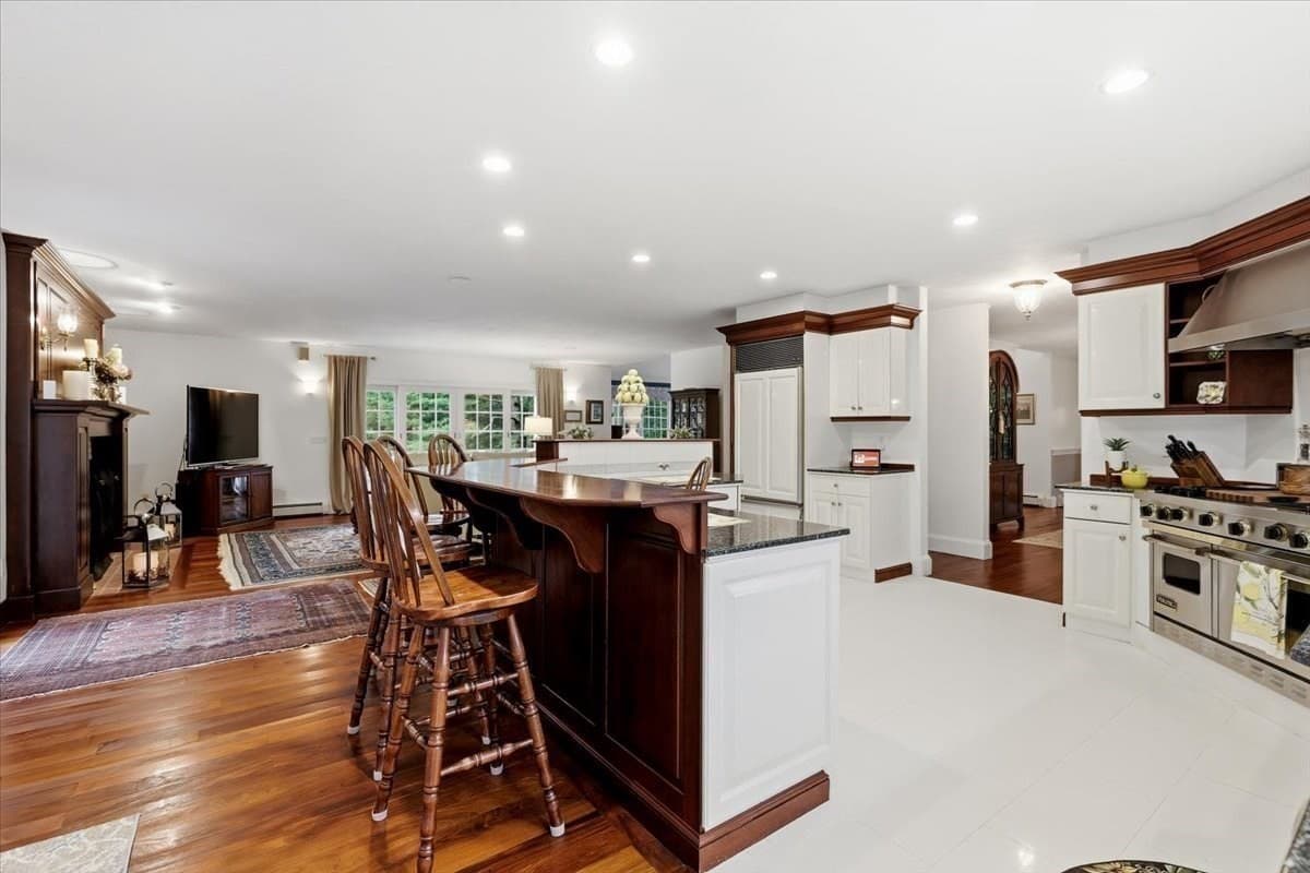 Single Family Residence at 7 Hibiscus Ln, Plymouth MA 02360, Plymouth, photo 19 of 42