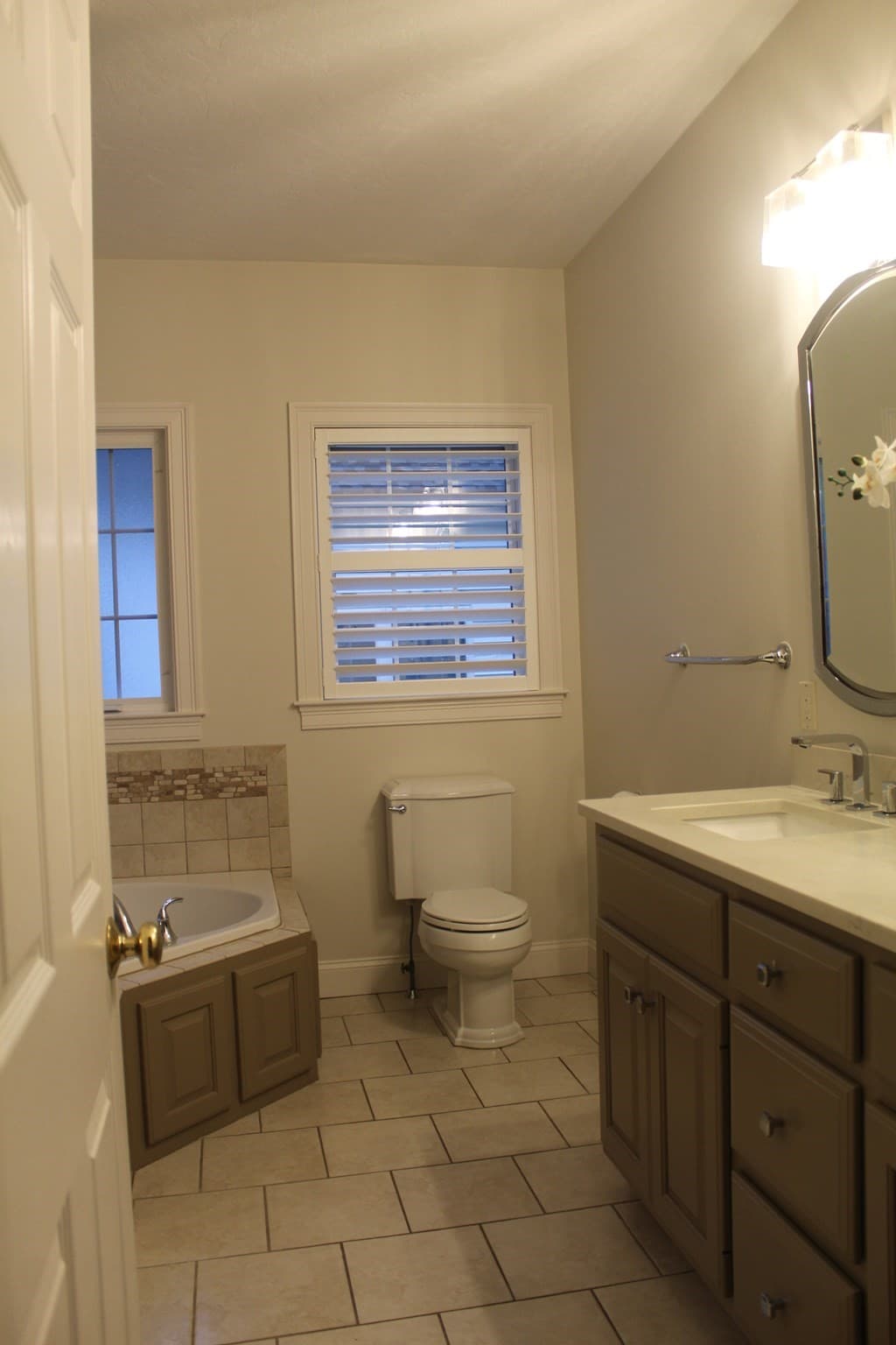 Condominium at 51 Lawrence Dr # 51, Franklin MA 02038, Franklin, photo 10 of 15