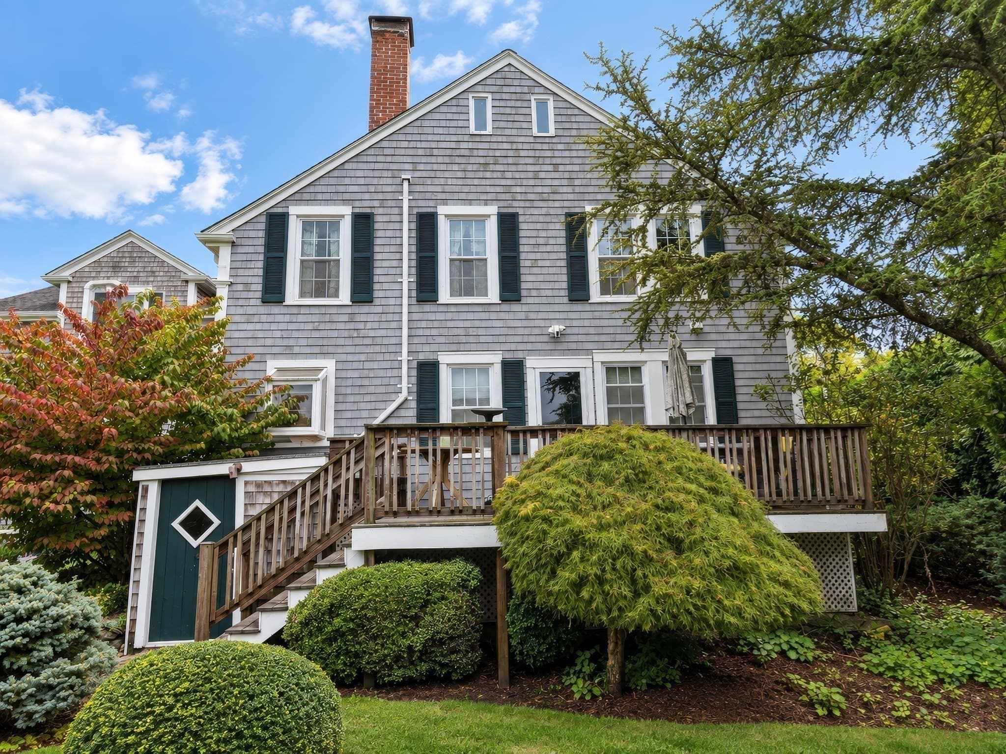Single Family Residence at 307 Slocum Road, Dartmouth MA 02747, photo 4 of 37