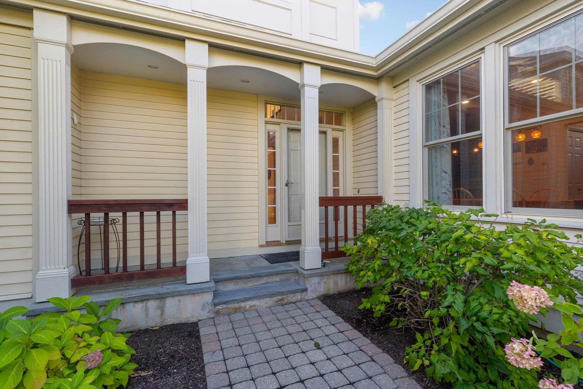 Condominium at 51 Carriage Hill Circle # 51, Southborough MA 01772, Southborough, photo 2 of 34