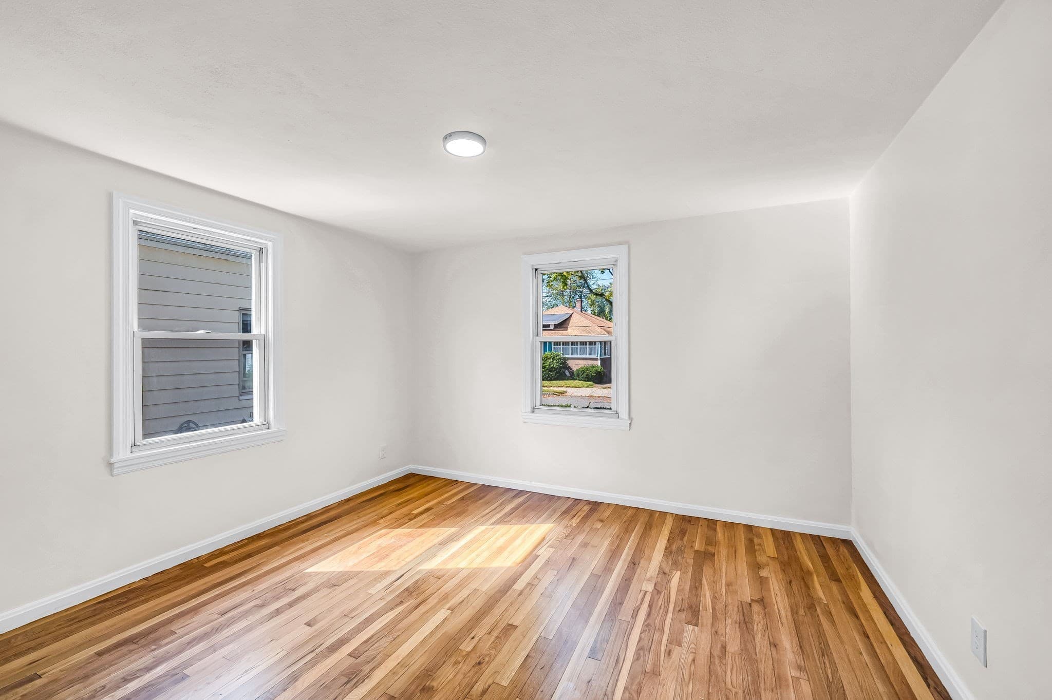 Single Family Residence at 23 Schley St, Springfield MA 01109, Springfield, photo 17 of 40
