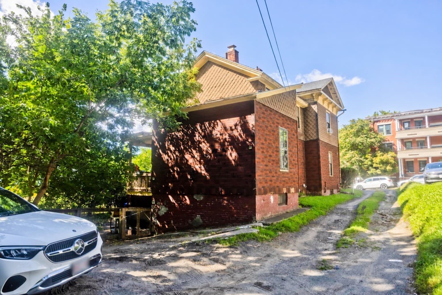 Multi Family at 863 Worthington St, Springfield MA 01105, Springfield, photo 3 of 28