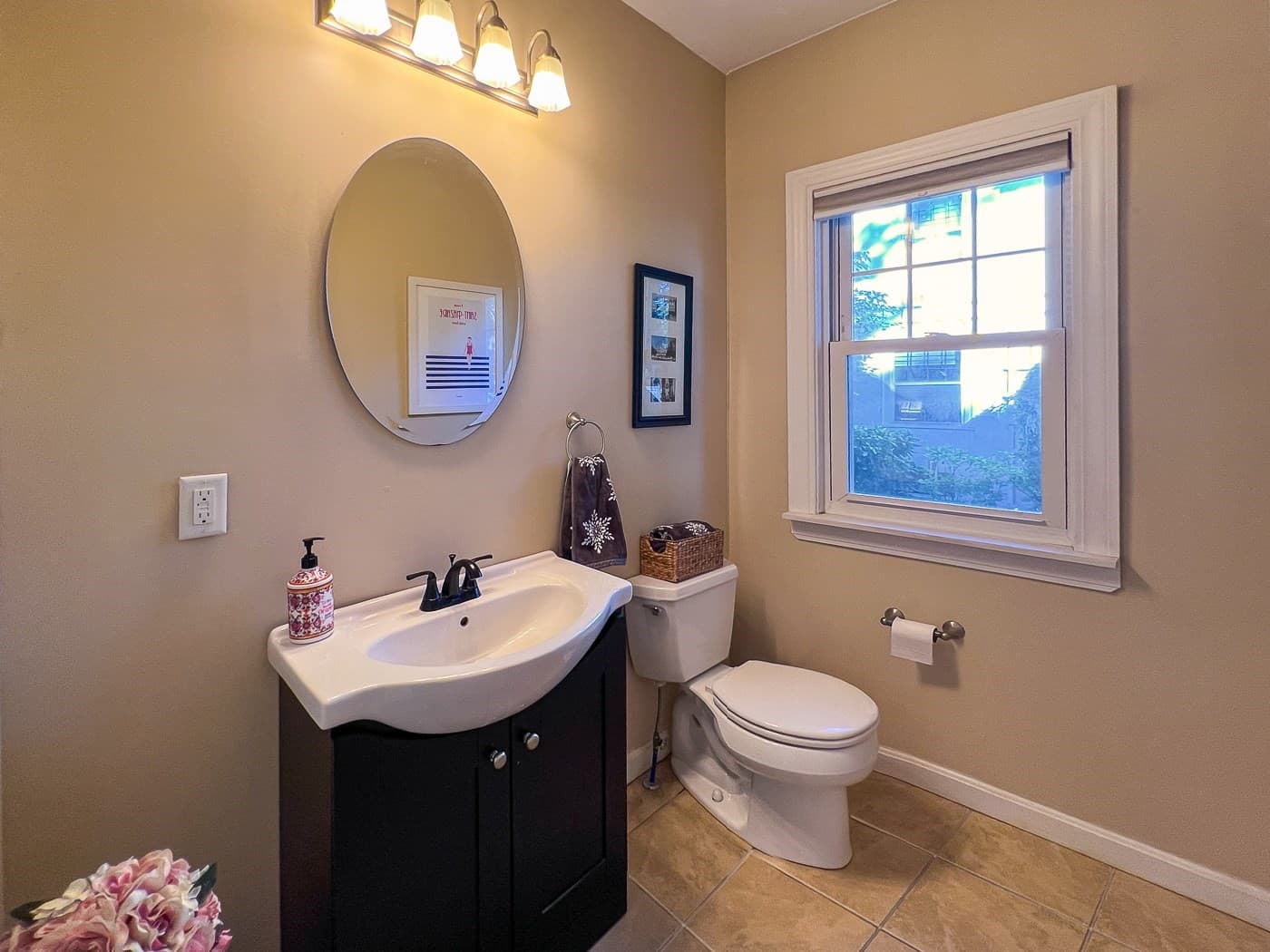 Single Family Residence at 27 Fernleaf Ave, Longmeadow MA 01106, Longmeadow, photo 23 of 30