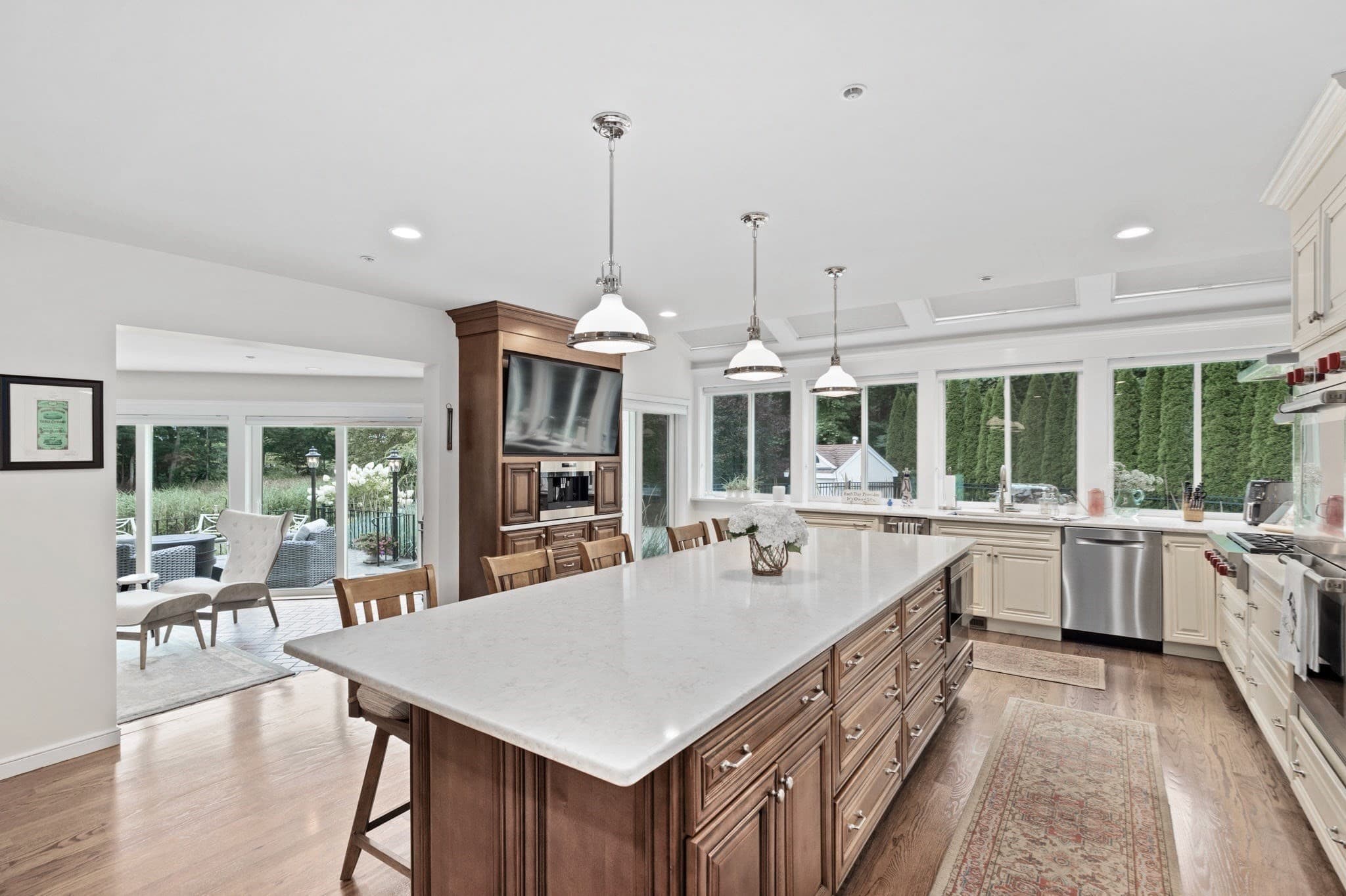 Single Family Residence at 112 River Rd, Hanover MA 02339, Hanover, photo 10 of 41