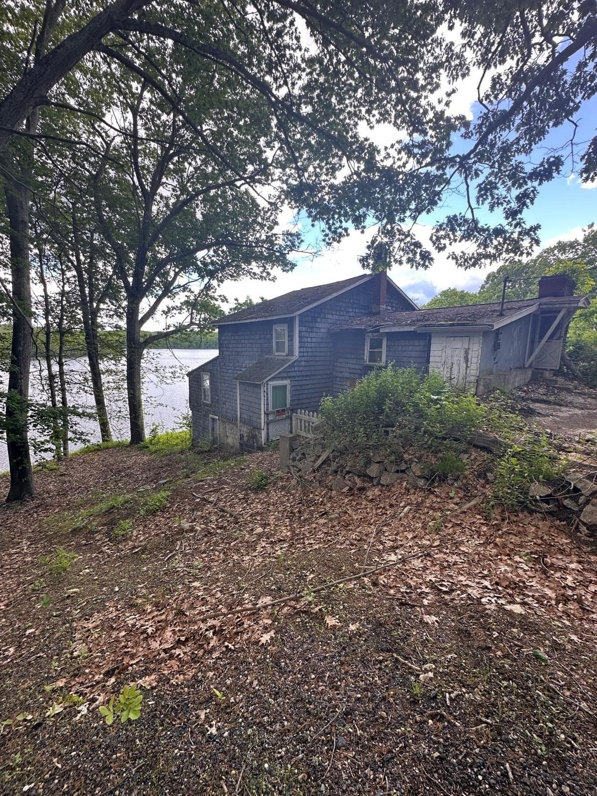 Single Family Residence at 56 Lake Sargent Dr, Leicester MA 01524, Leicester, photo 2 of 7