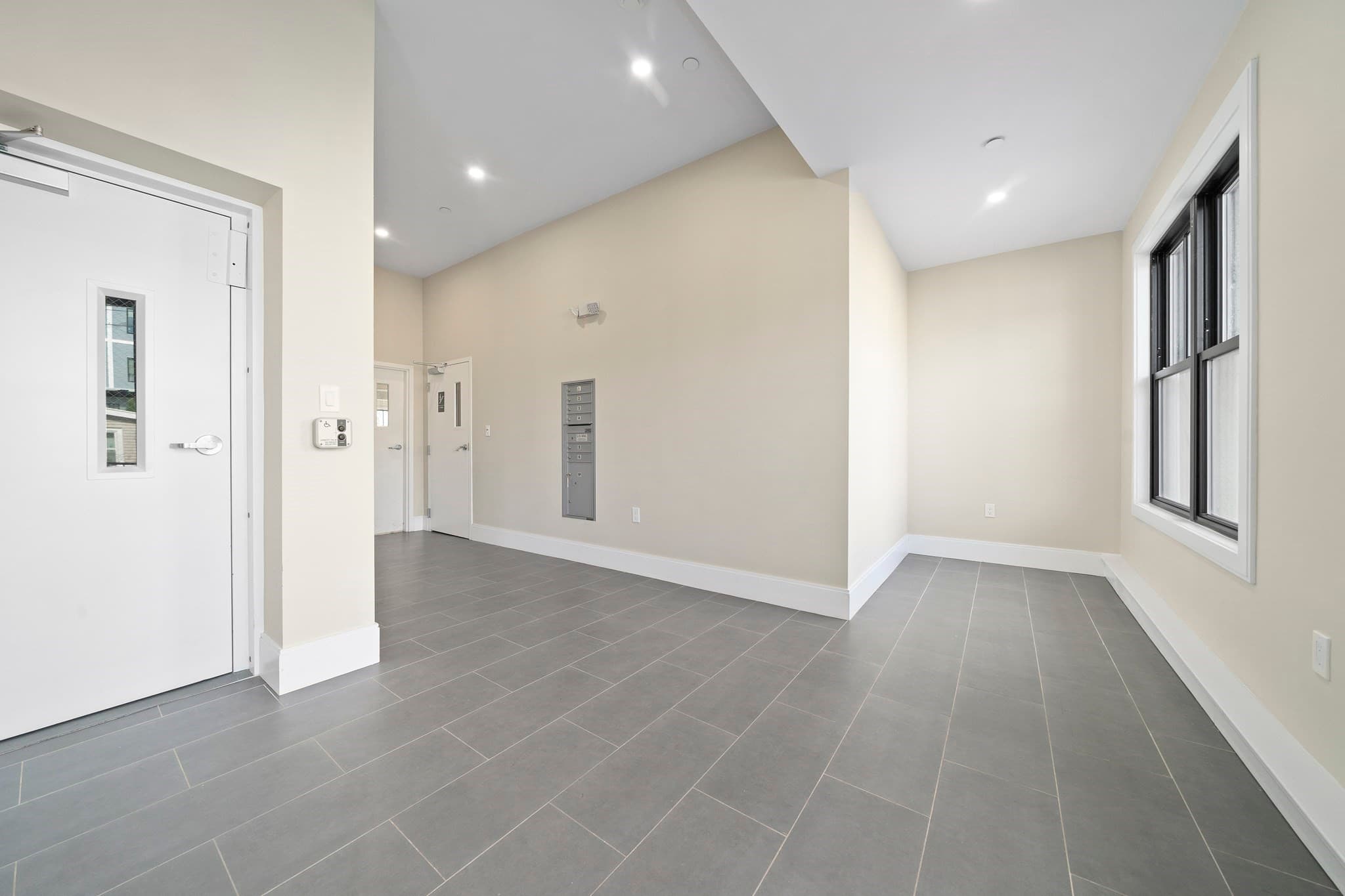 Condominium at 29 Tilesboro St # 1, Boston MA 02122, Boston, photo 21 of 26