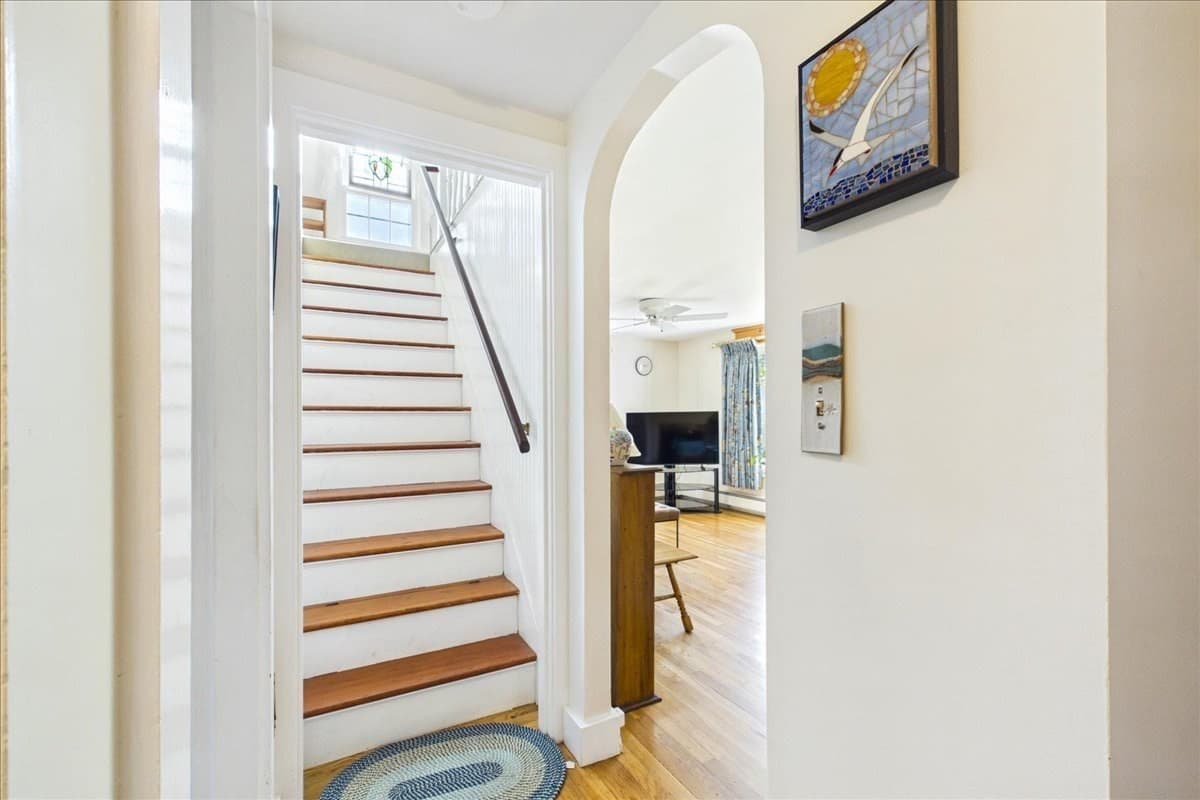 Single Family Residence at 1876 Phinneys Ln, Barnstable MA 02630, Barnstable, photo 19 of 40