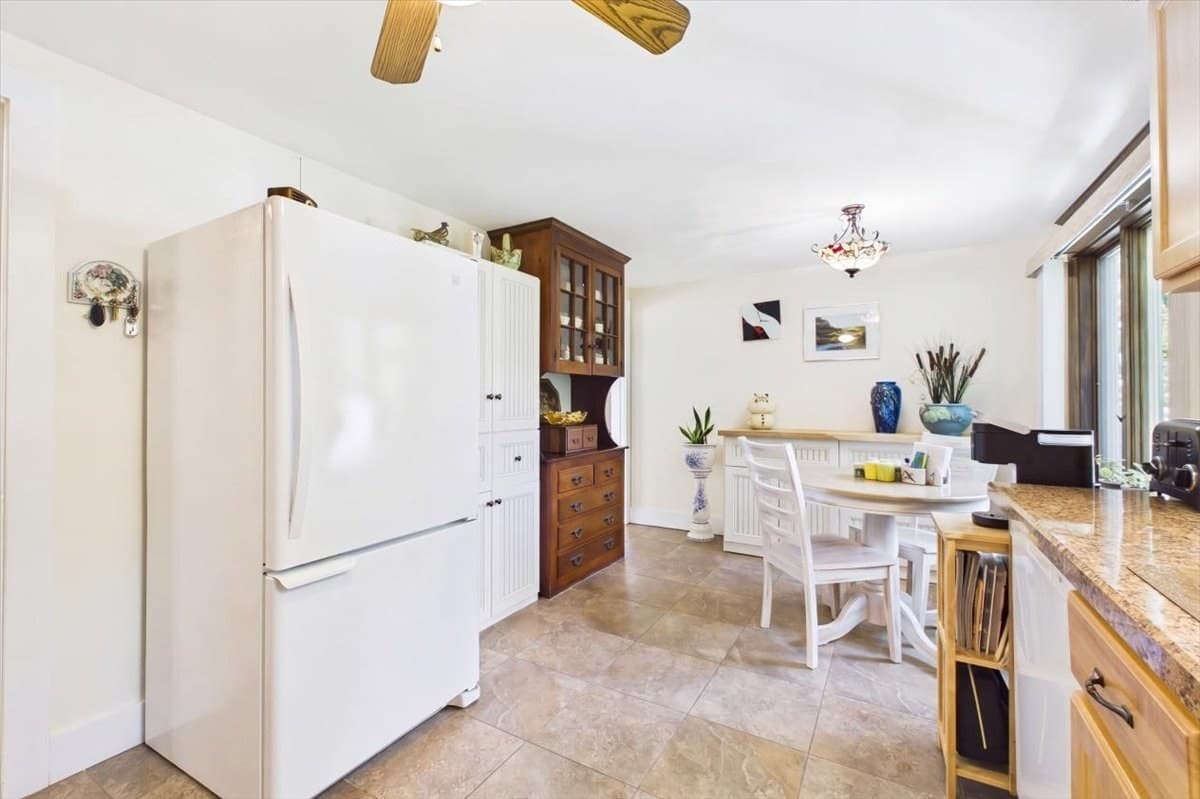 Single Family Residence at 1876 Phinneys Ln, Barnstable MA 02630, Barnstable, photo 8 of 40