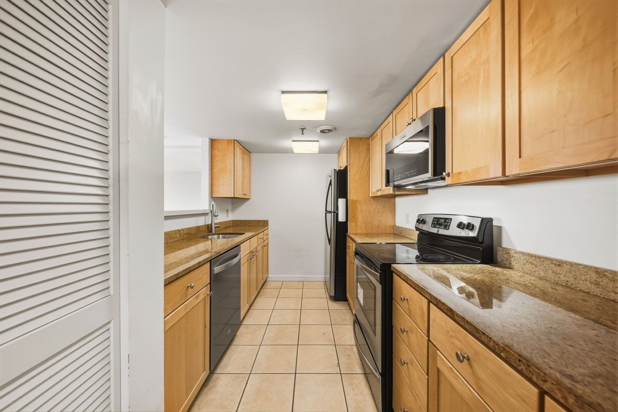 Condominium at 20 Webster St # 507, Brookline MA 02446, Brookline, photo 11 of 37