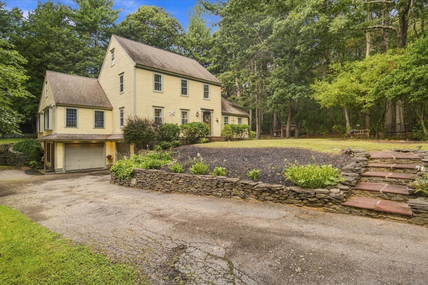 Single Family Residence at 7 Stony Brook Rd, Kingston MA 02364, Kingston, photo 2 of 42