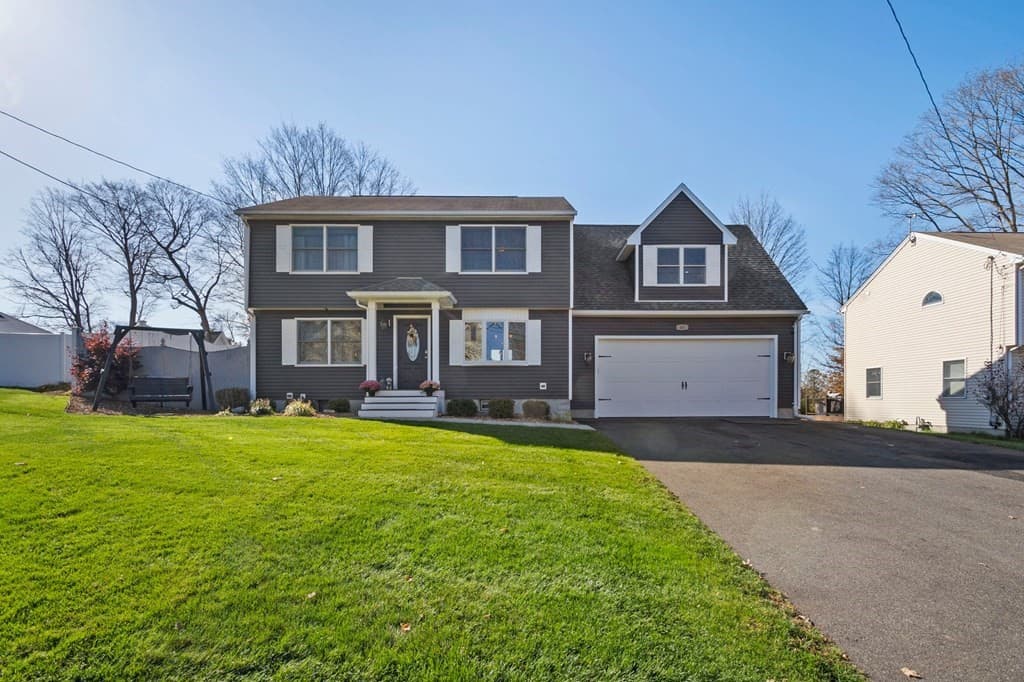45 Somers Rd, East Longmeadow MA 01028