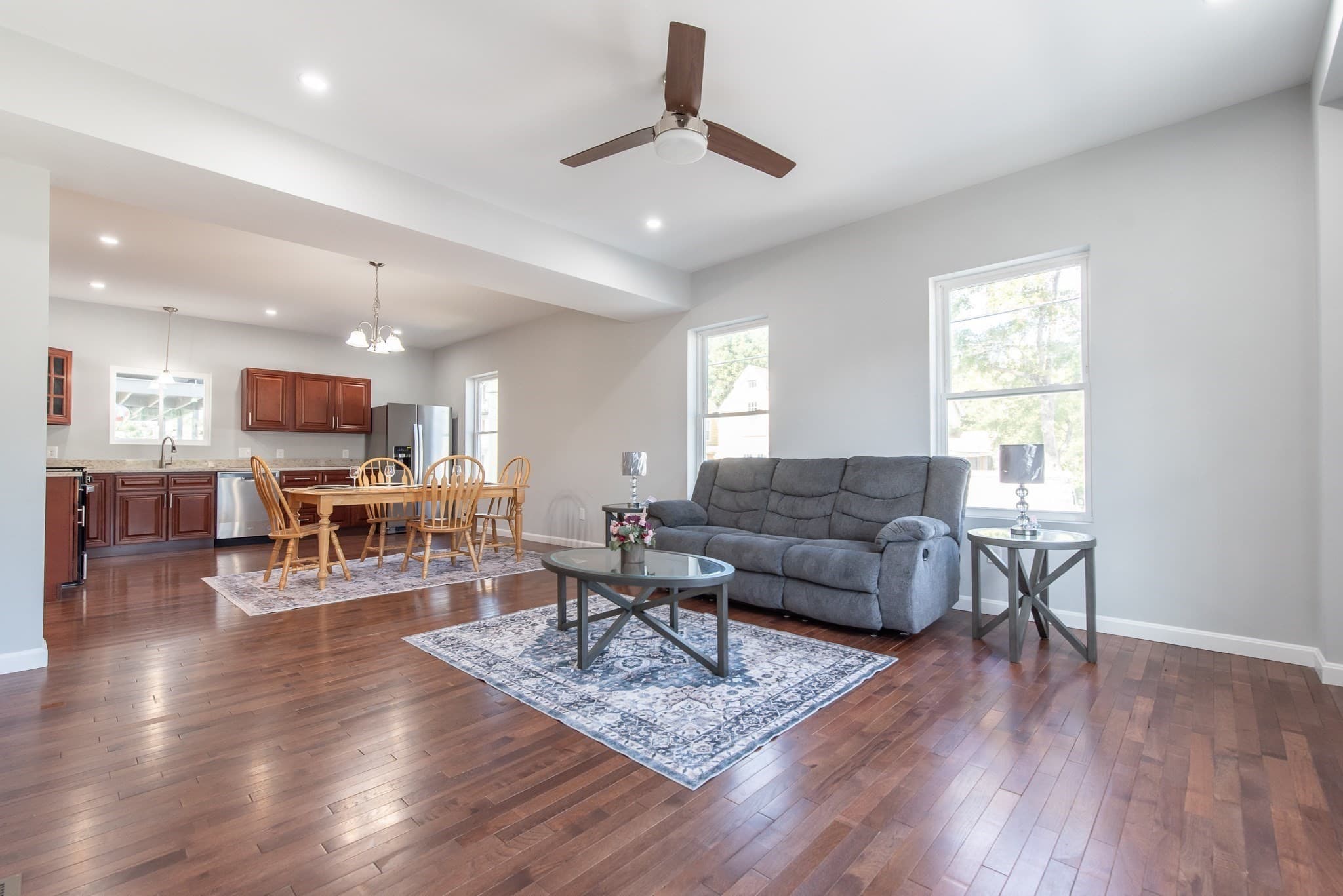 Condominium at 184 Avenue C # 1, Woonsocket RI 02895, Woonsocket, photo 3 of 20