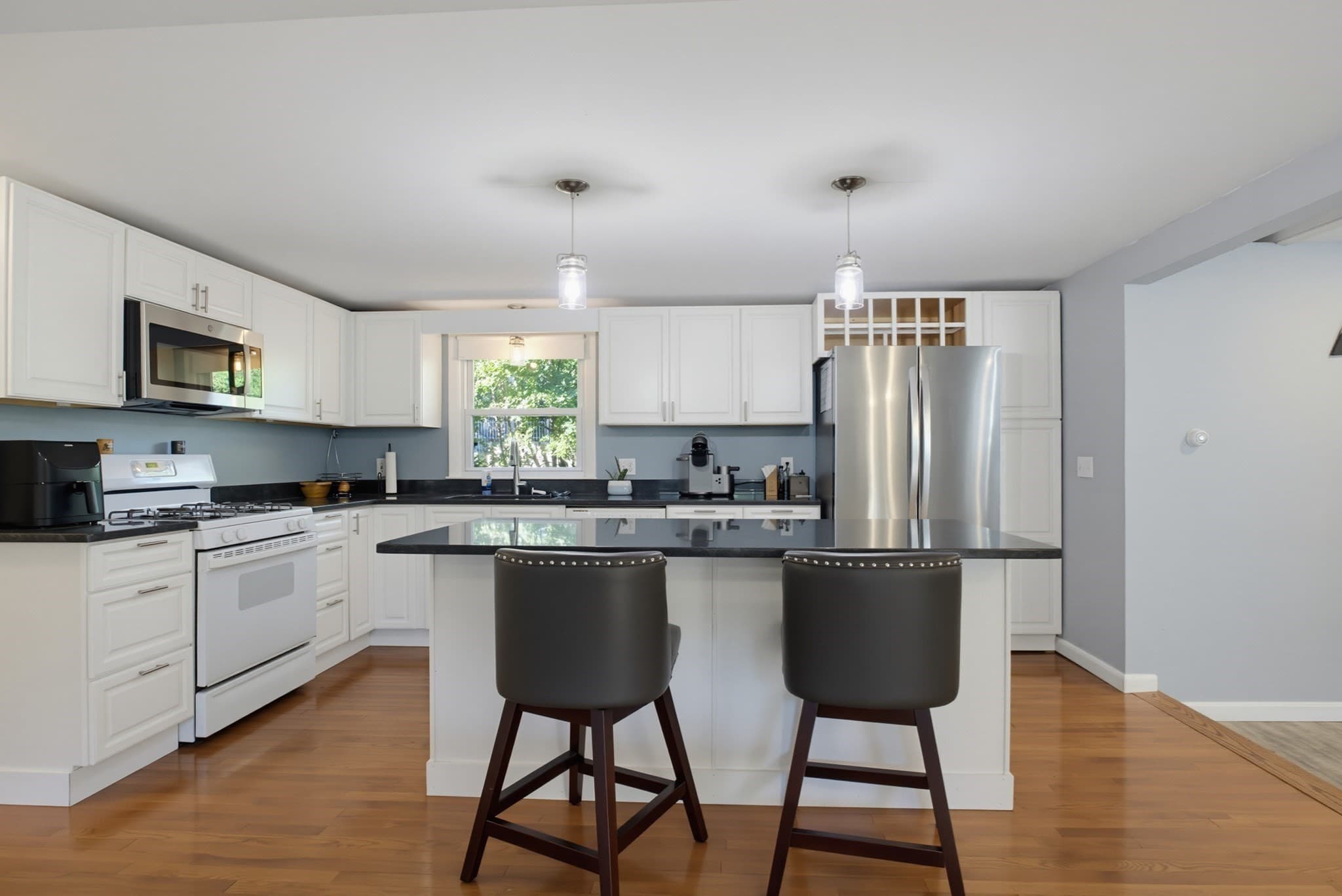 Single Family Residence at 26 Hawthorne Rd., Grafton MA 01536, Grafton, photo 11 of 40