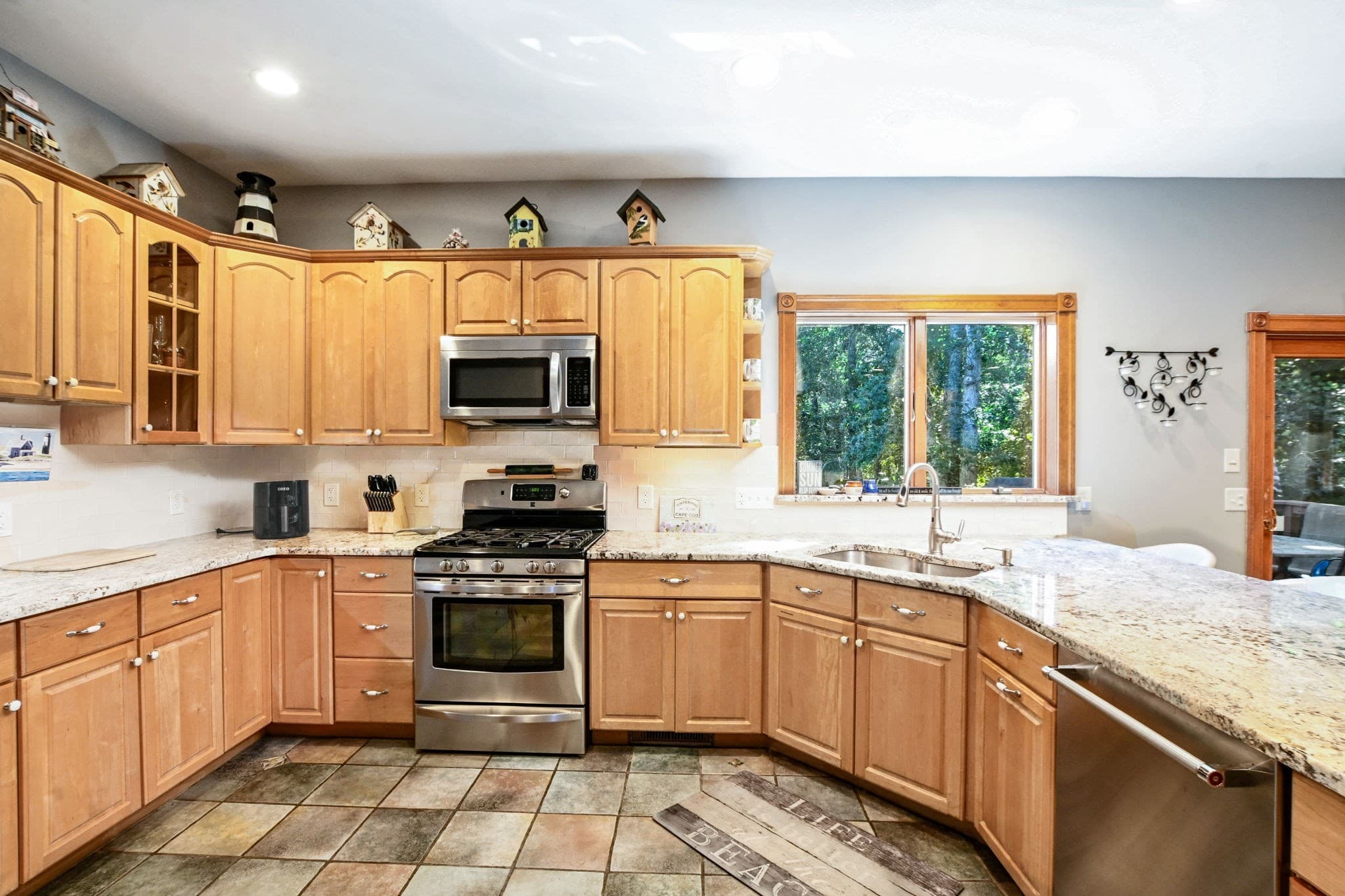 Single Family Residence at 35 Bursley Path, Barnstable MA 02668, Barnstable, photo 18 of 41