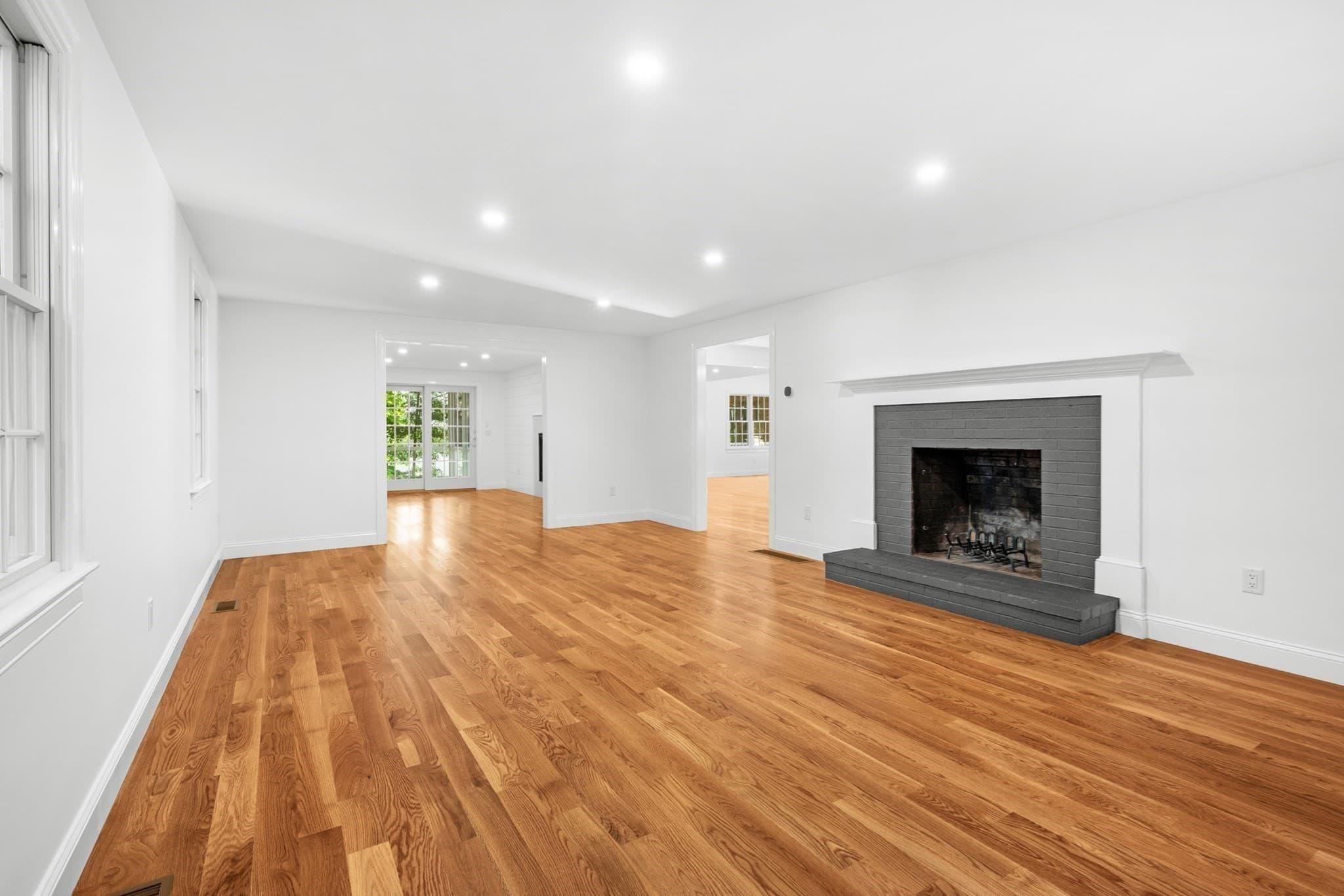 Single Family Residence at 129 Driftwood Ln, Yarmouth MA 02664, Yarmouth, photo 6 of 41