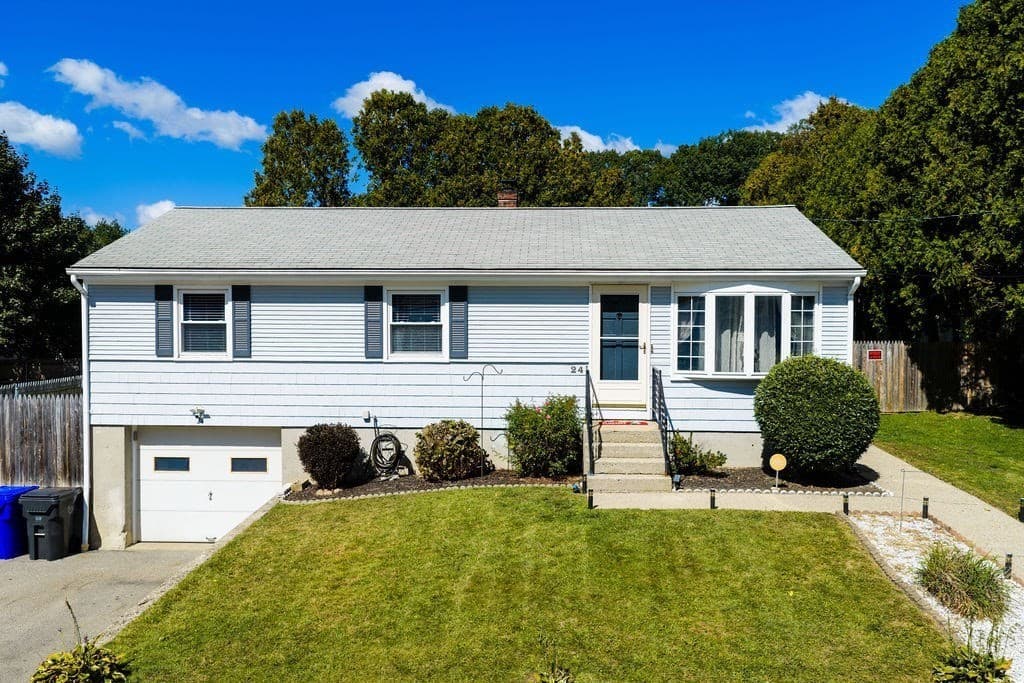 24 Vincenzo Drive, West Warwick RI 02893