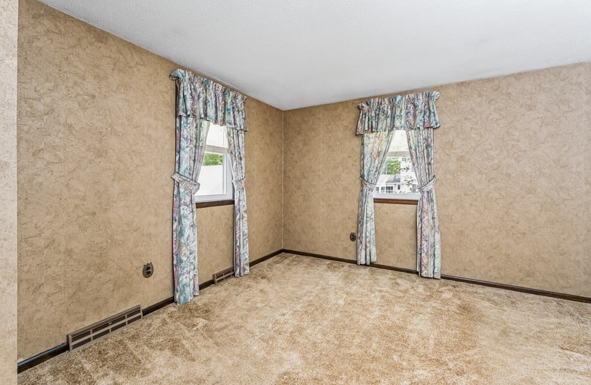 Single Family Residence at 33 Nolte Road, Billerica MA 01821, Billerica, photo 18 of 42