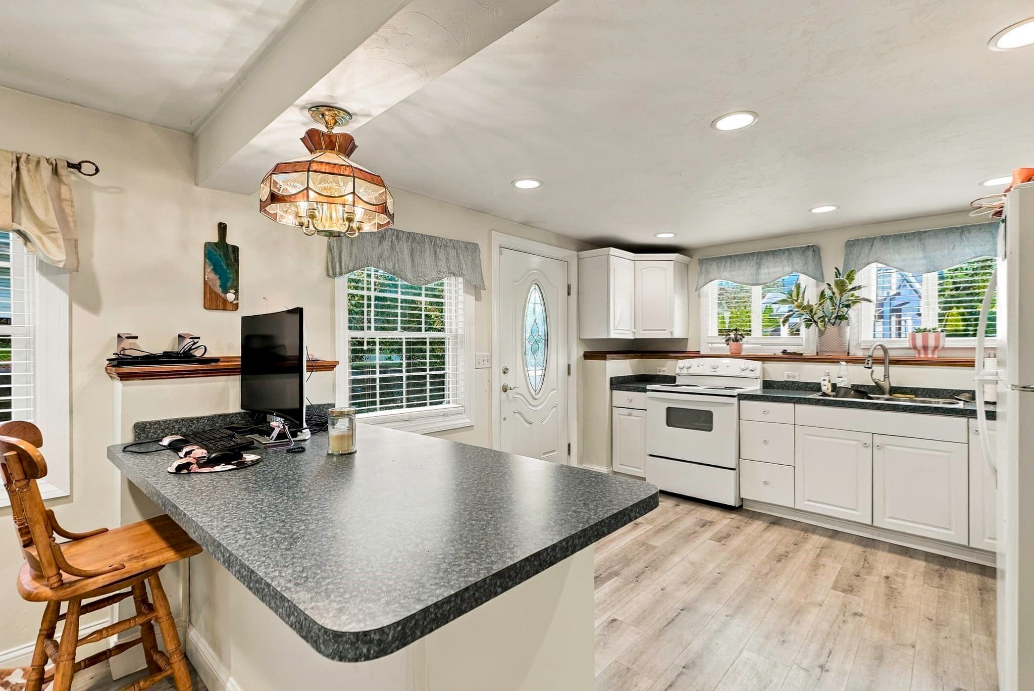 Single Family Residence at 10 Munson Street, Hudson MA 01749, Hudson, photo 22 of 32