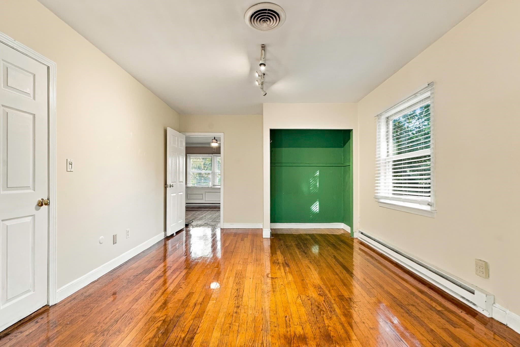Single Family Residence at 10 Munson Street, Hudson MA 01749, Hudson, photo 15 of 32
