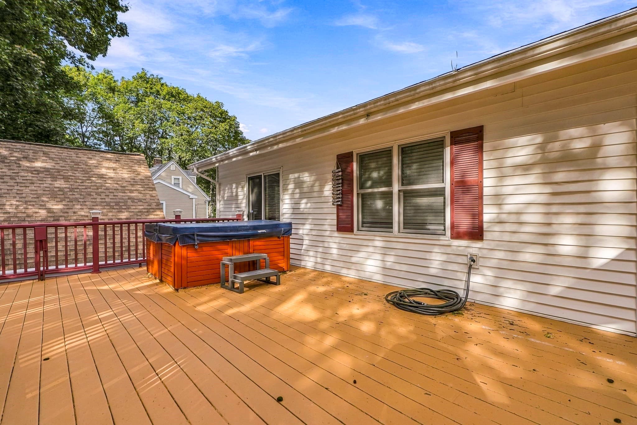 Single Family Residence at 10 Munson Street, Hudson MA 01749, Hudson, photo 8 of 32