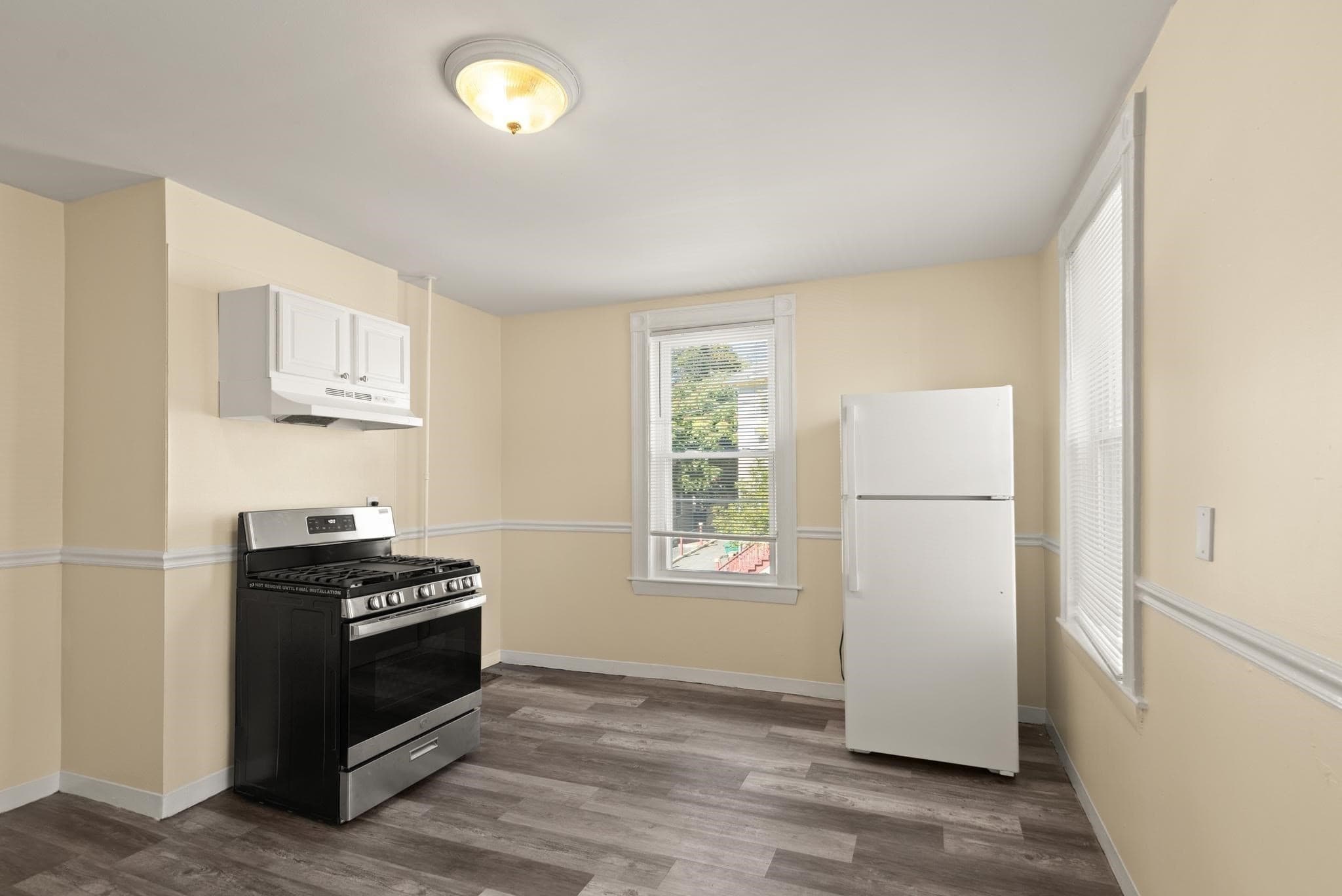 5-9 Family at 55 Rock Ave, Lynn MA 01902, Lynn, photo 10 of 37