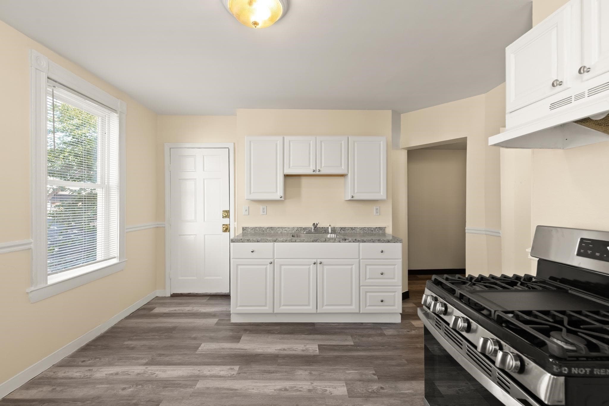 5-9 Family at 55 Rock Ave, Lynn MA 01902, Lynn, photo 11 of 37