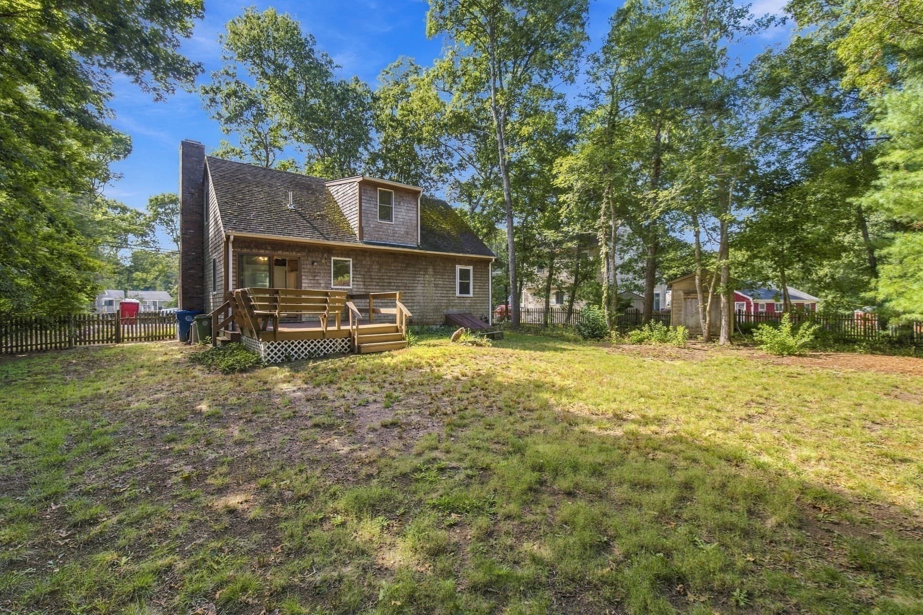 Single Family Residence at 35 Pinecrest Beach Dr, Falmouth MA 02536, Falmouth, photo 7 of 30