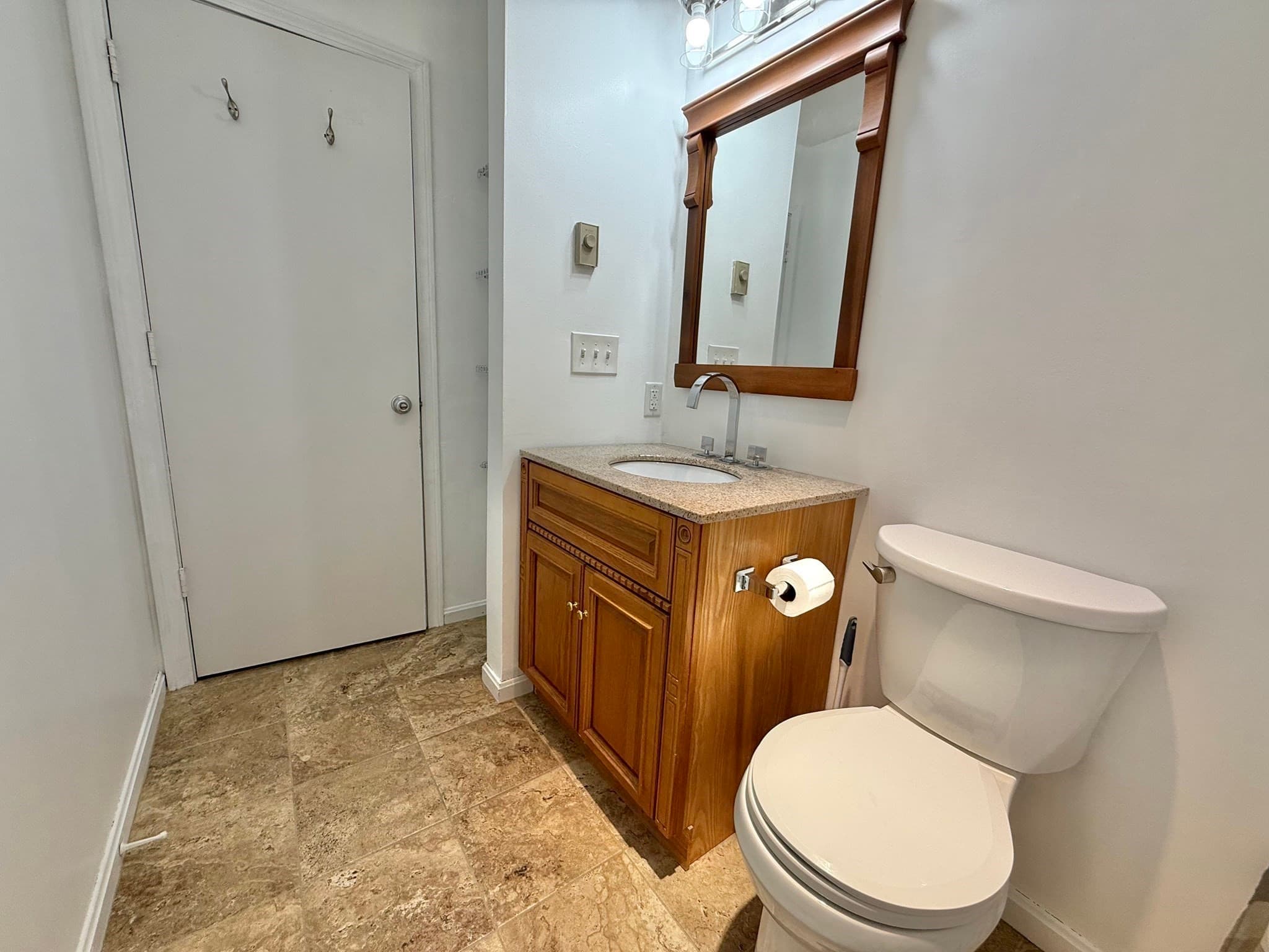 Condominium at 71 Edgeworth St # 17, Worcester MA 01605, Worcester, photo 13 of 16
