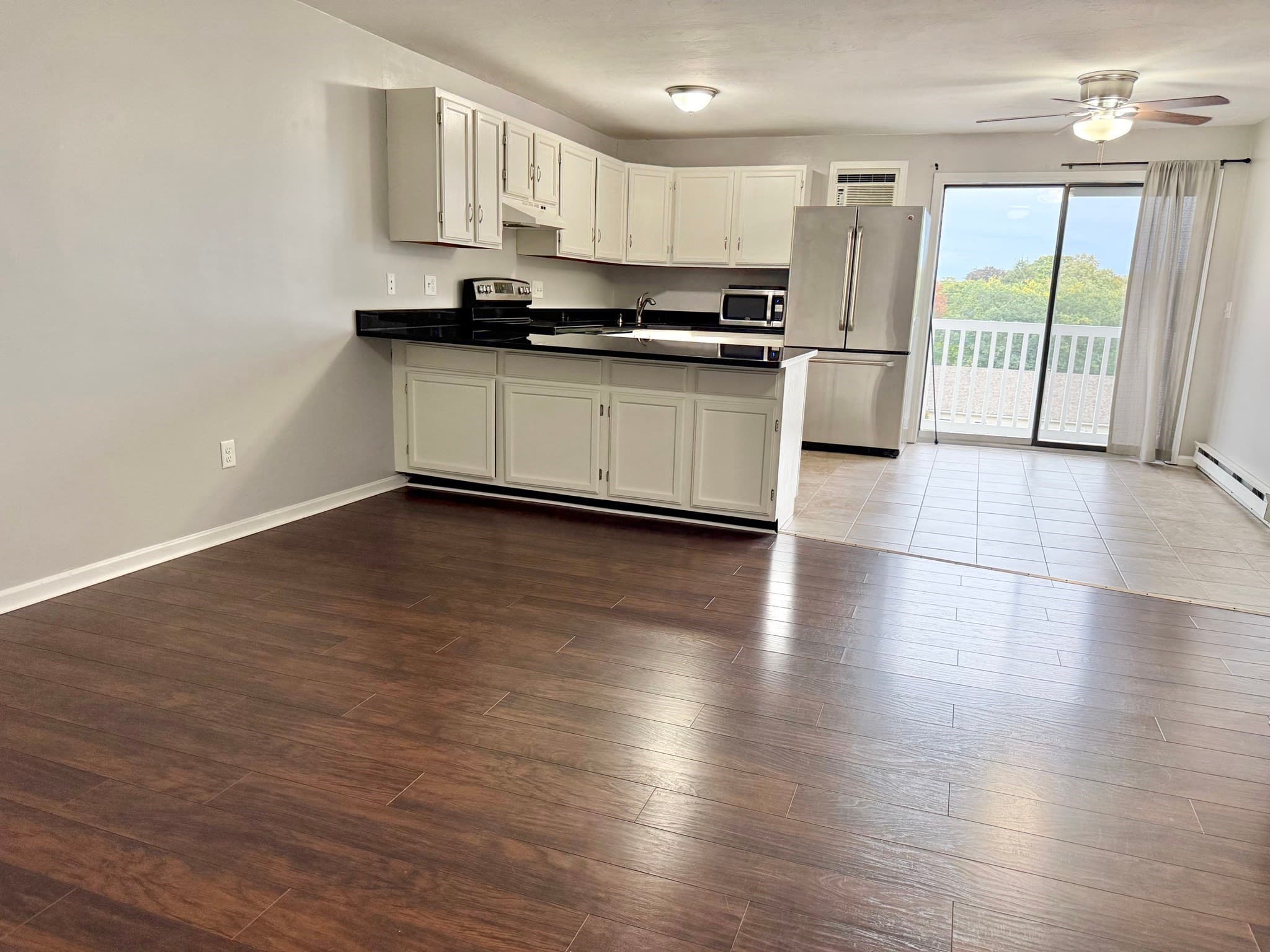 Condominium at 71 Edgeworth St # 17, Worcester MA 01605, Worcester, photo 4 of 16