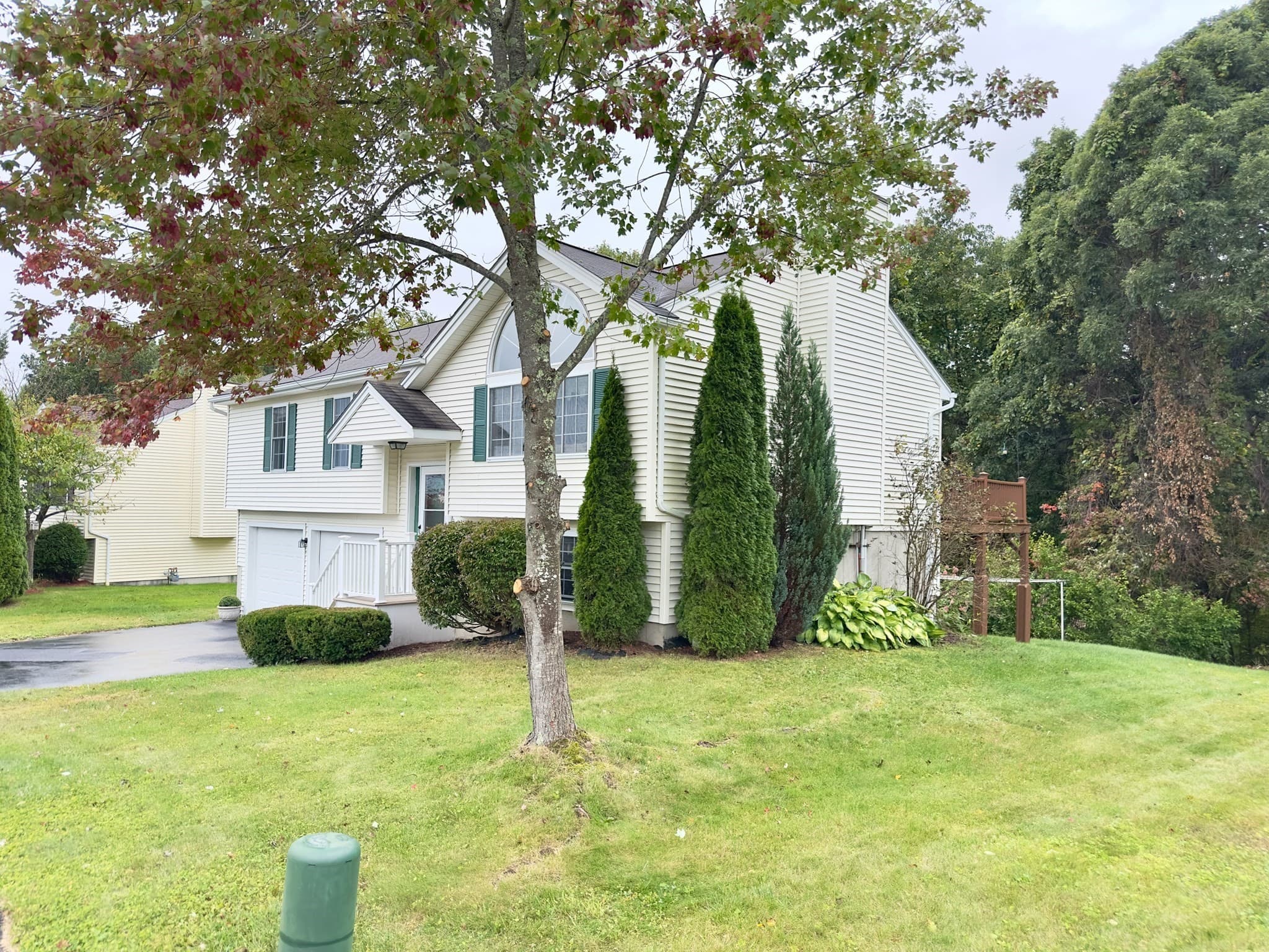 Single Family Residence at 75 Moreland Green Dr, Worcester MA 01609, Worcester, photo 23 of 26