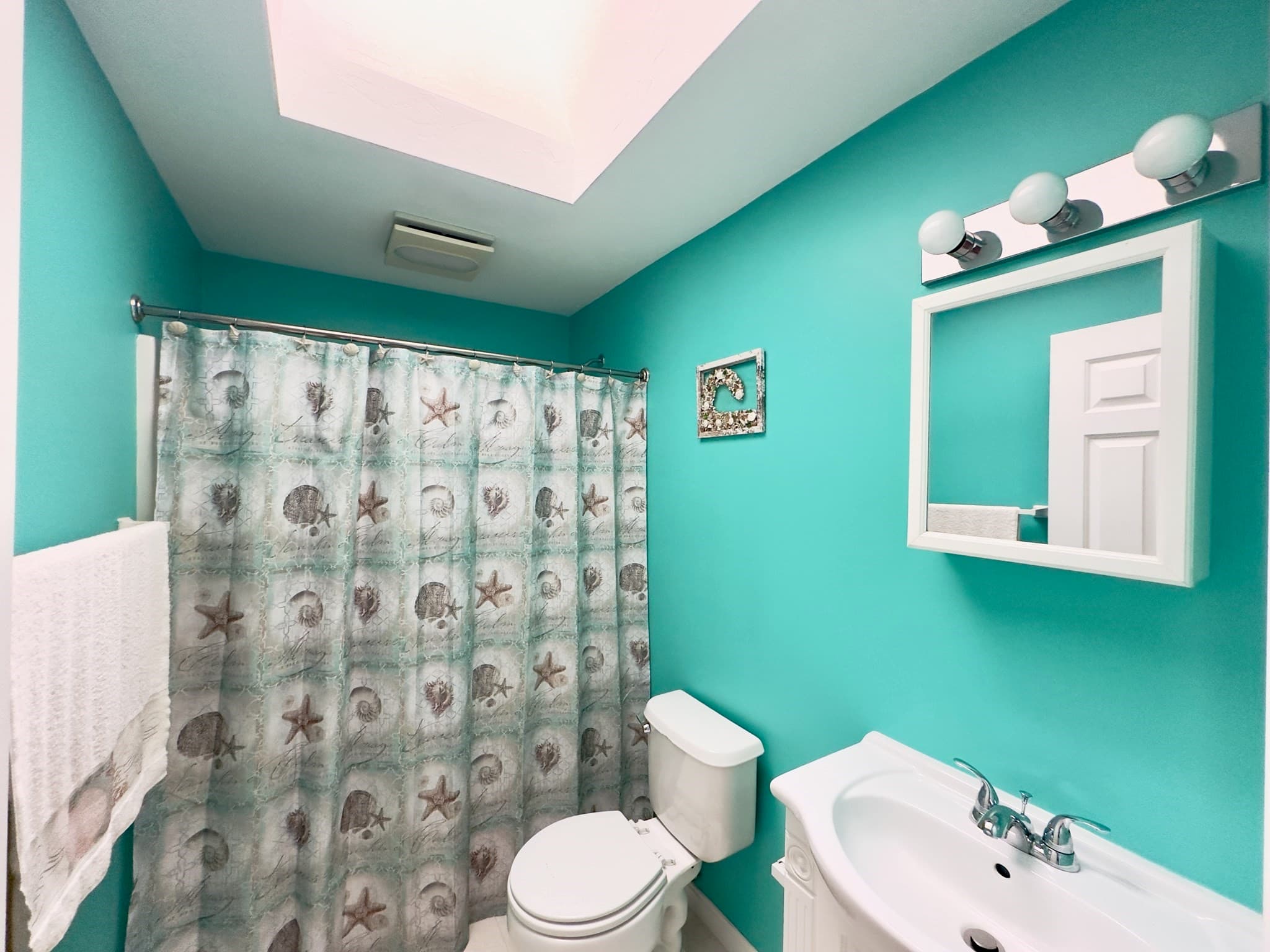 Single Family Residence at 75 Moreland Green Dr, Worcester MA 01609, Worcester, photo 21 of 26