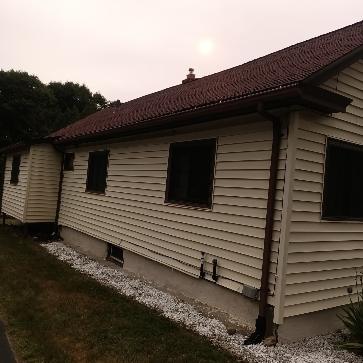 Single Family Residence at 50 Towtaid Street, Leicester MA 01611, Leicester, photo 3 of 29