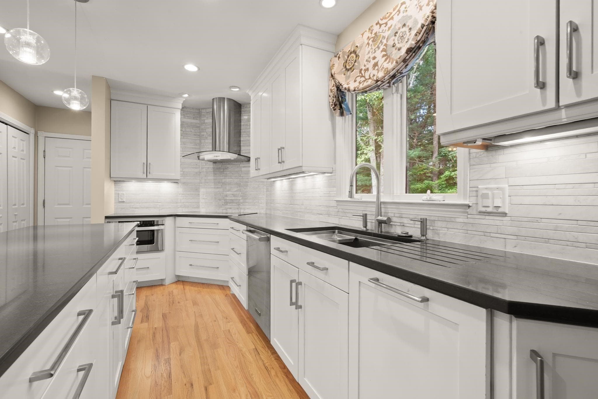 Single Family Residence at 20 Boyden Rd, Wrentham MA 02093, Wrentham, photo 12 of 41