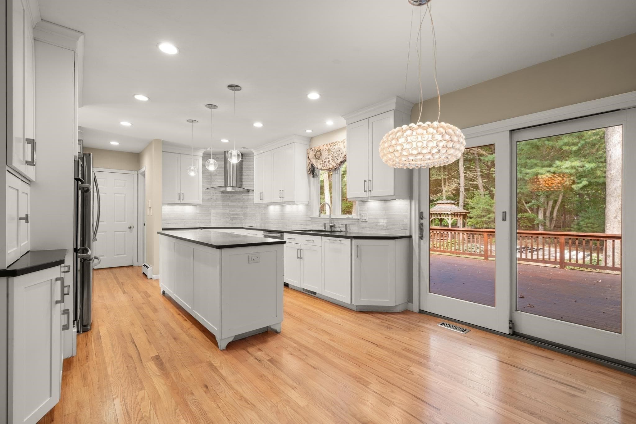 Single Family Residence at 20 Boyden Rd, Wrentham MA 02093, Wrentham, photo 9 of 41