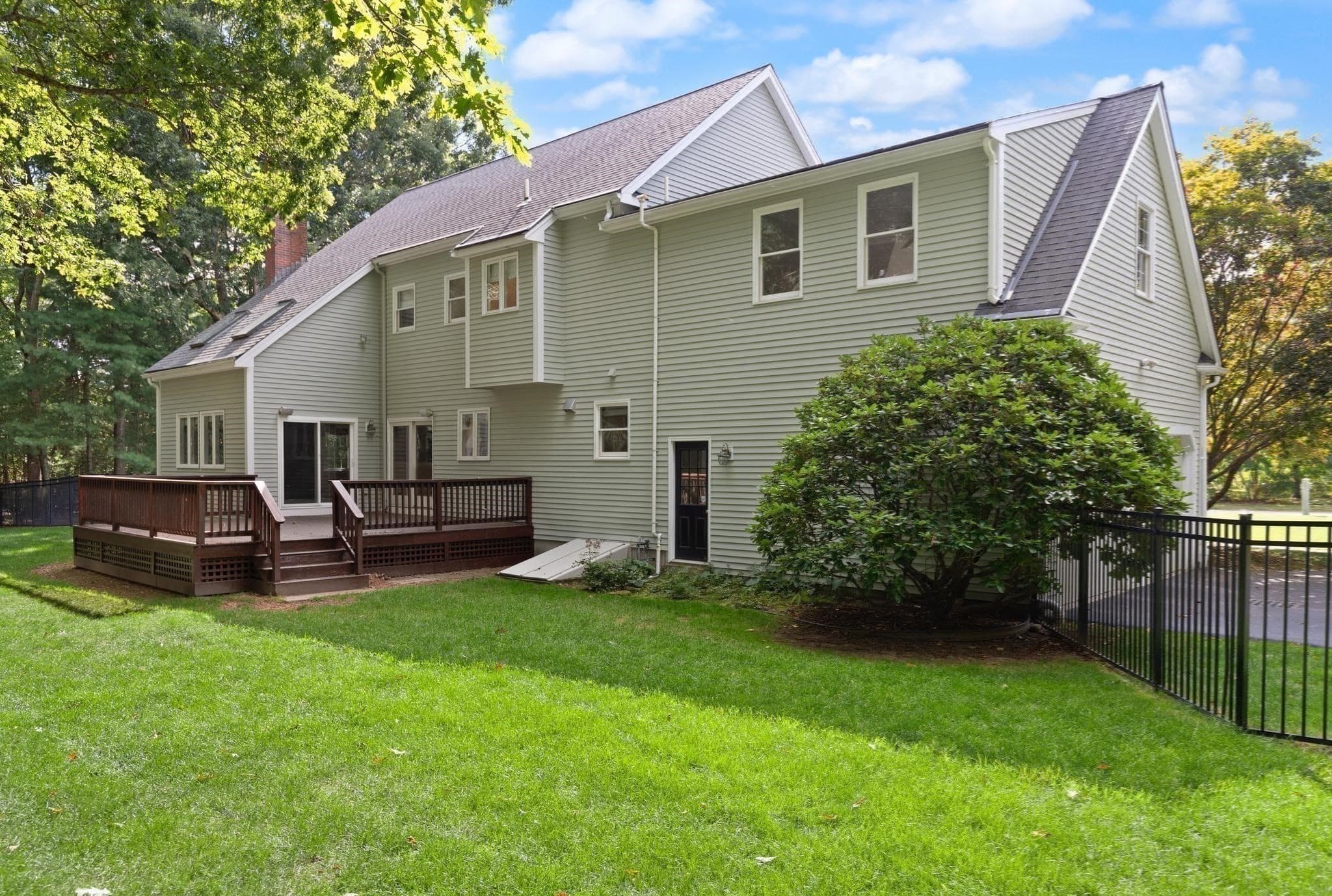 Single Family Residence at 20 Boyden Rd, Wrentham MA 02093, Wrentham, photo 37 of 41