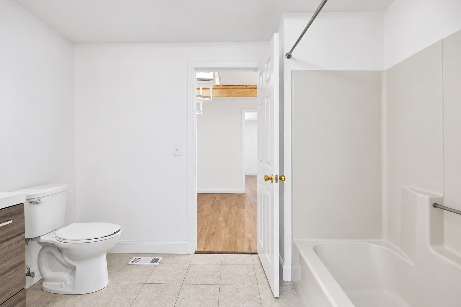 Condominium at 210 Centre St # 14, Quincy MA 02169, Quincy, photo 26 of 39